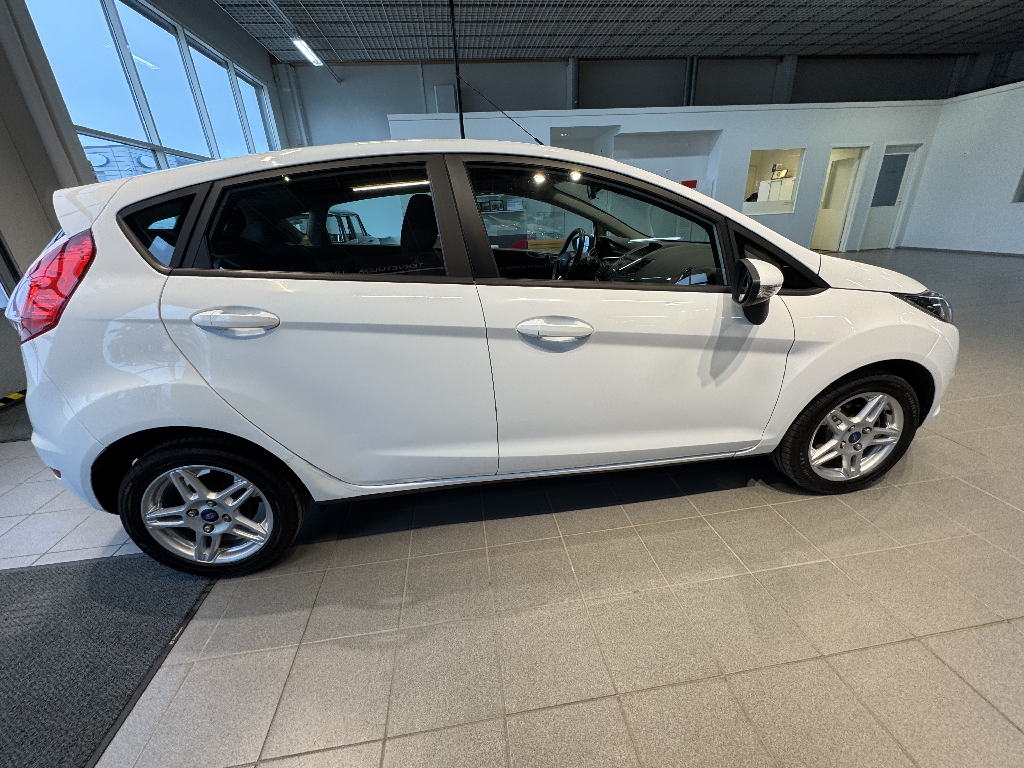FORD FIESTA 2013