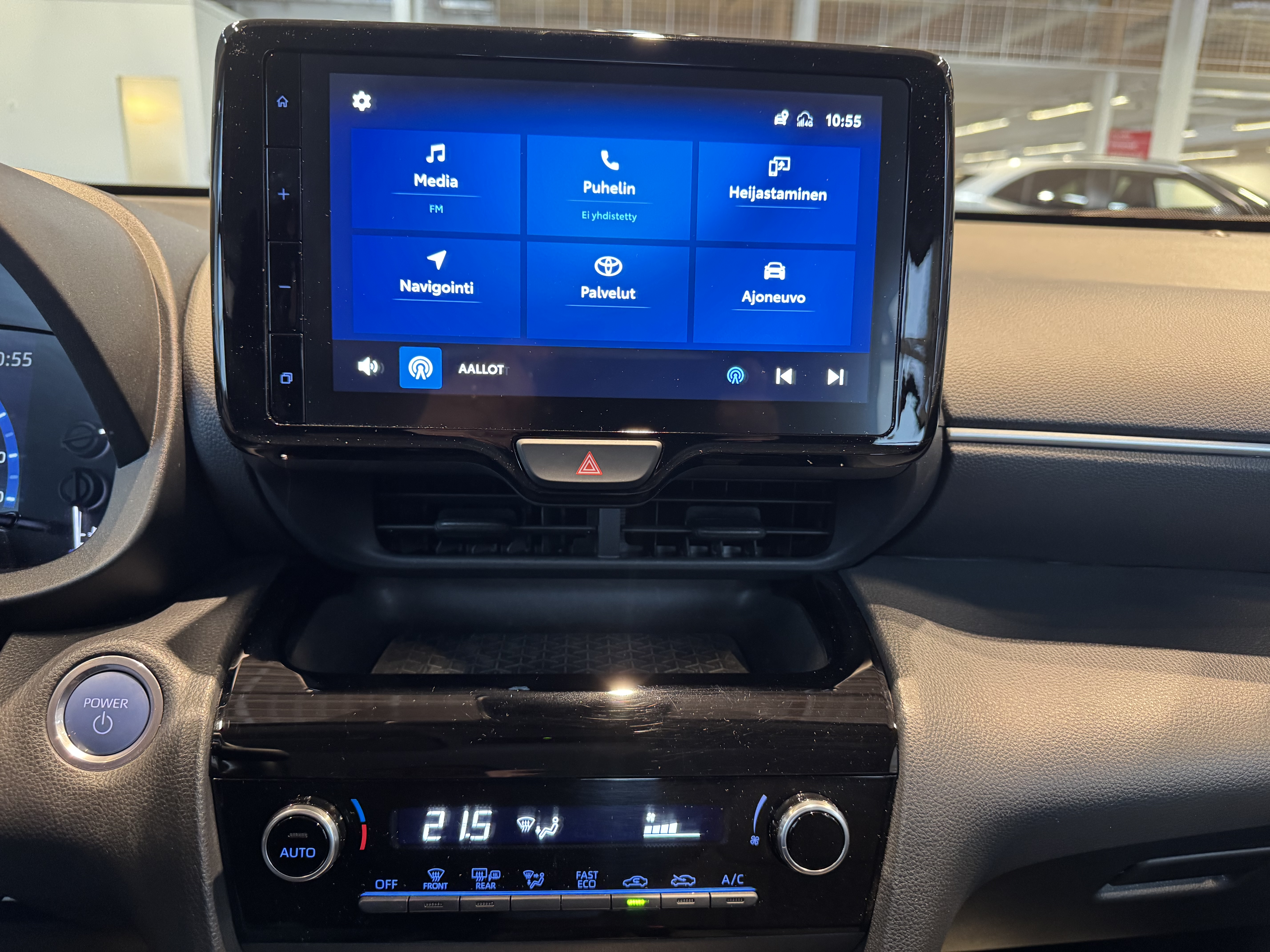 TOYOTA Yaris Cross 2024