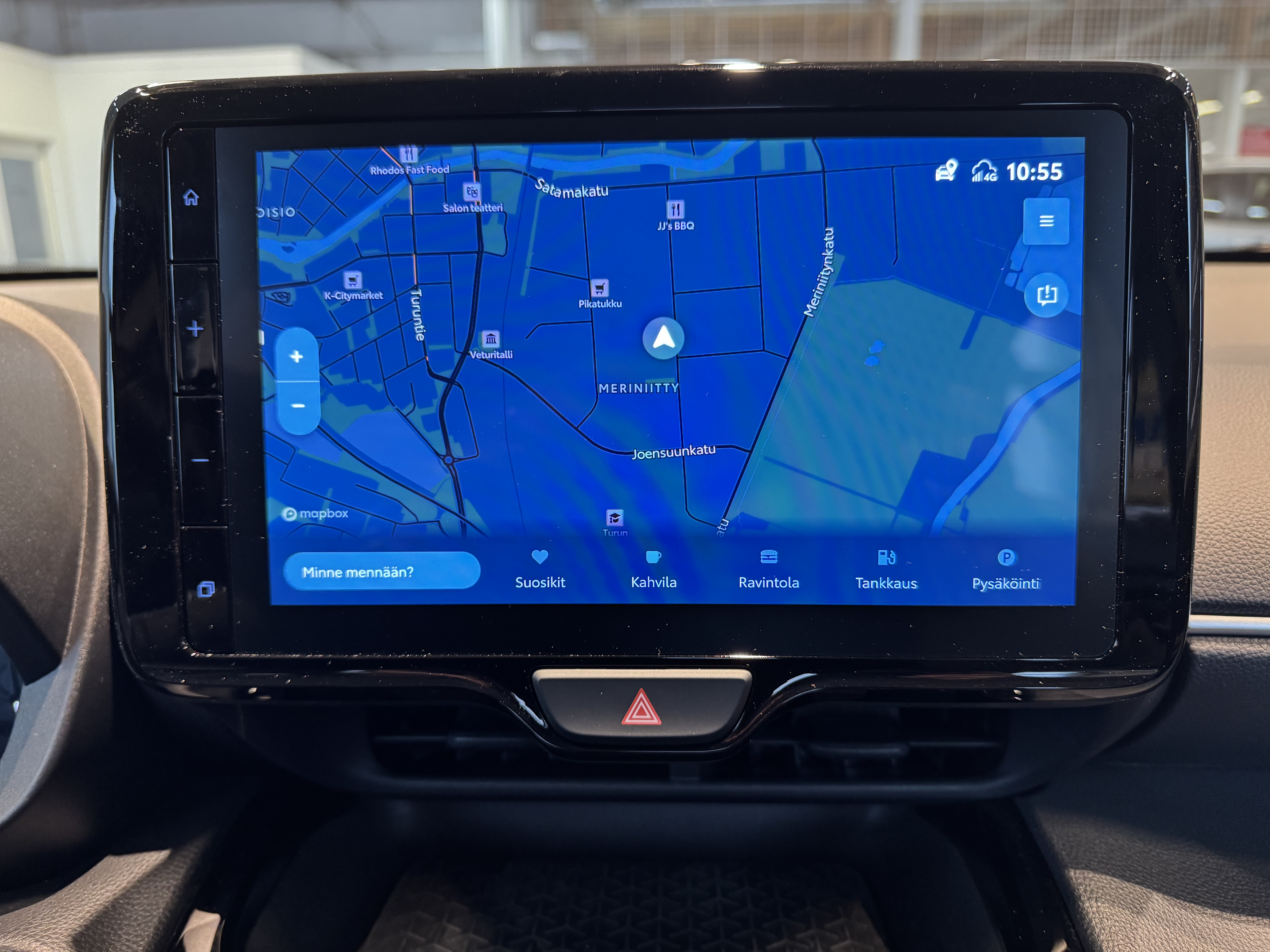 TOYOTA Yaris Cross 2024