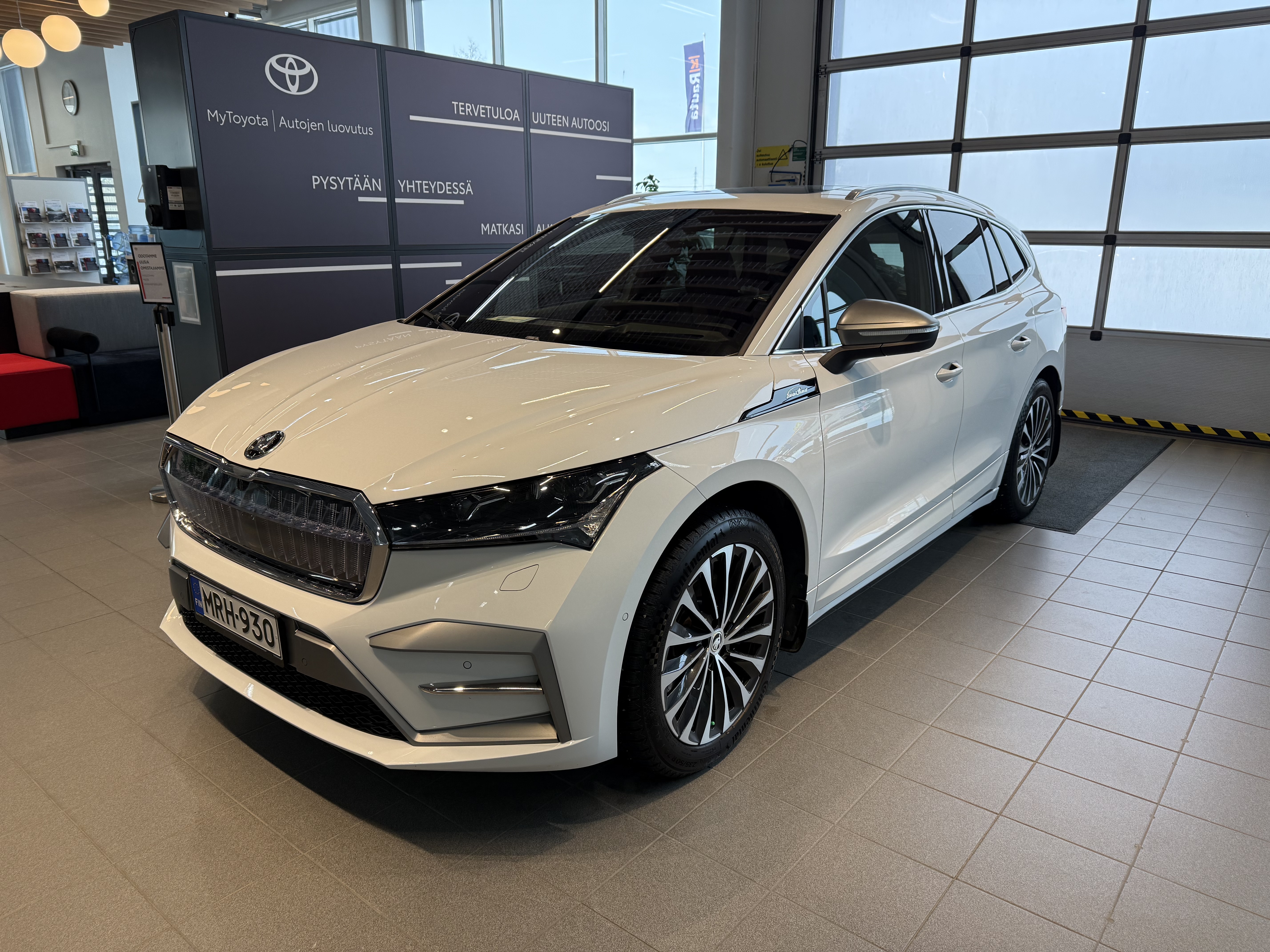 SKODA Enyaq 2024
