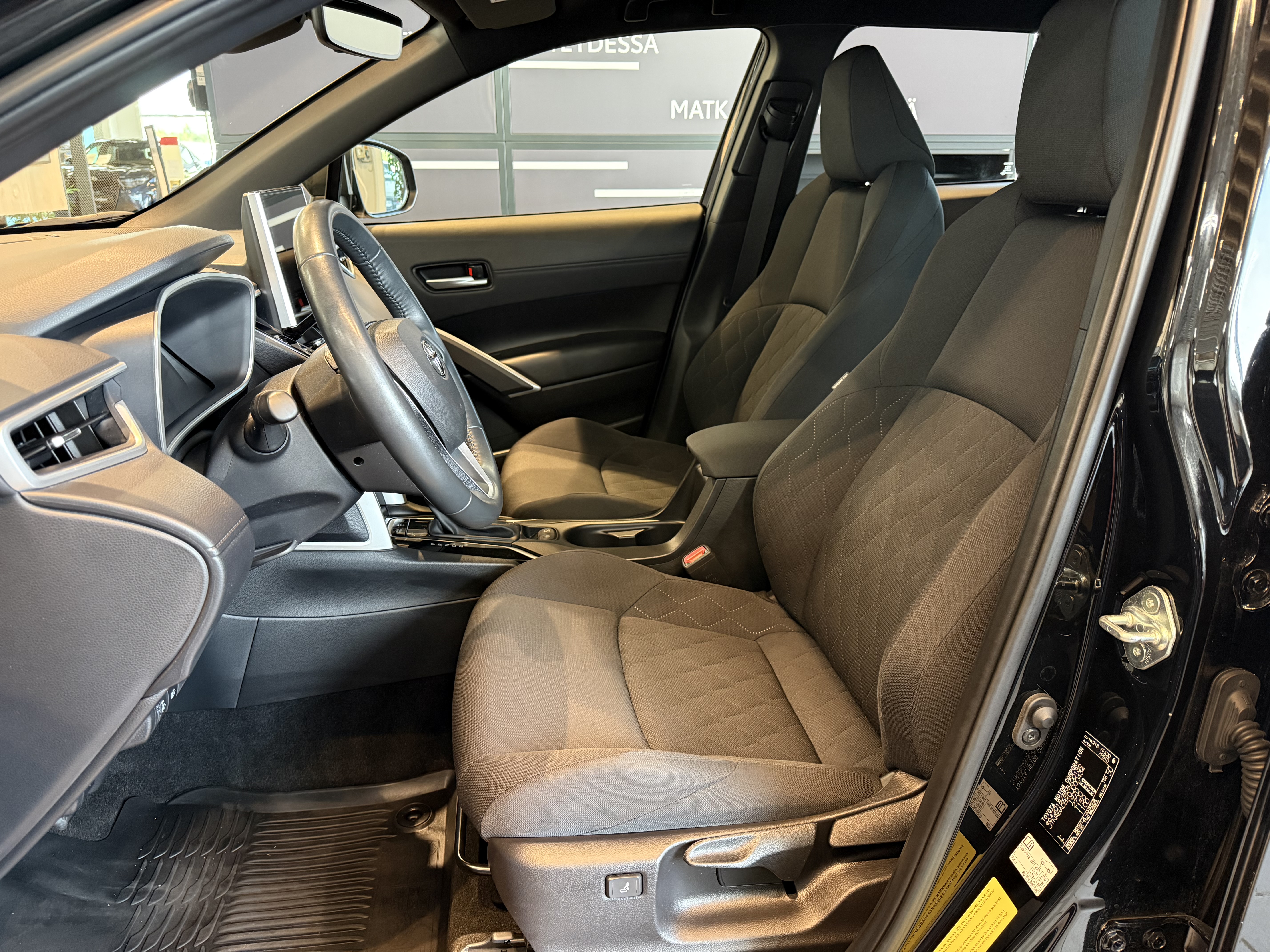 TOYOTA Corolla Cross 2022
