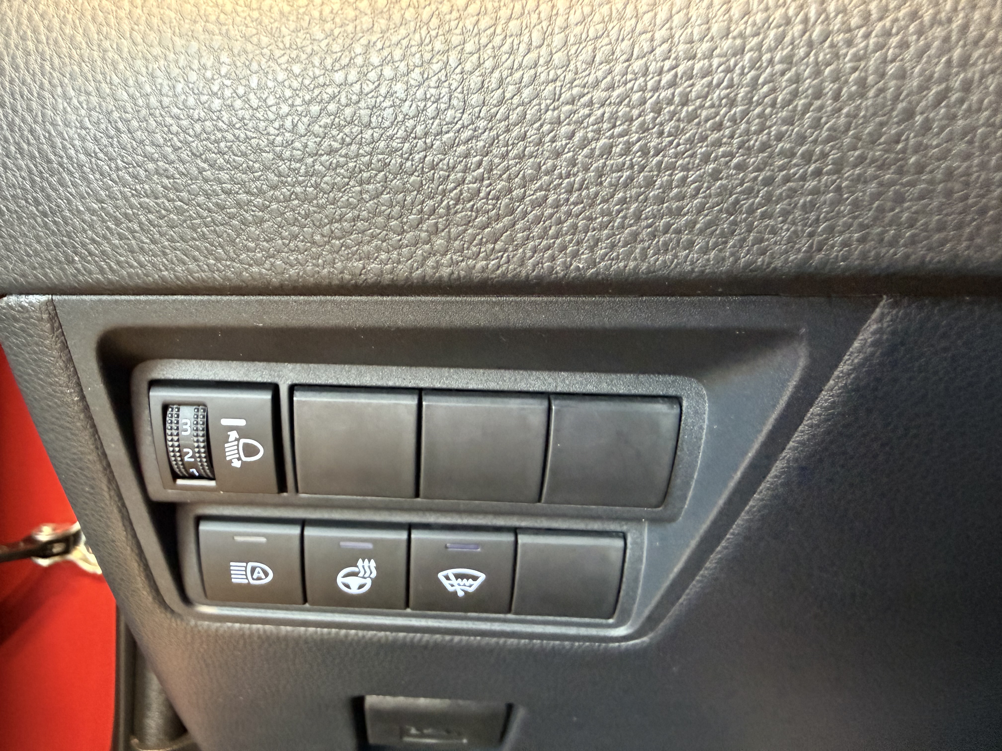 TOYOTA Yaris Cross 2024