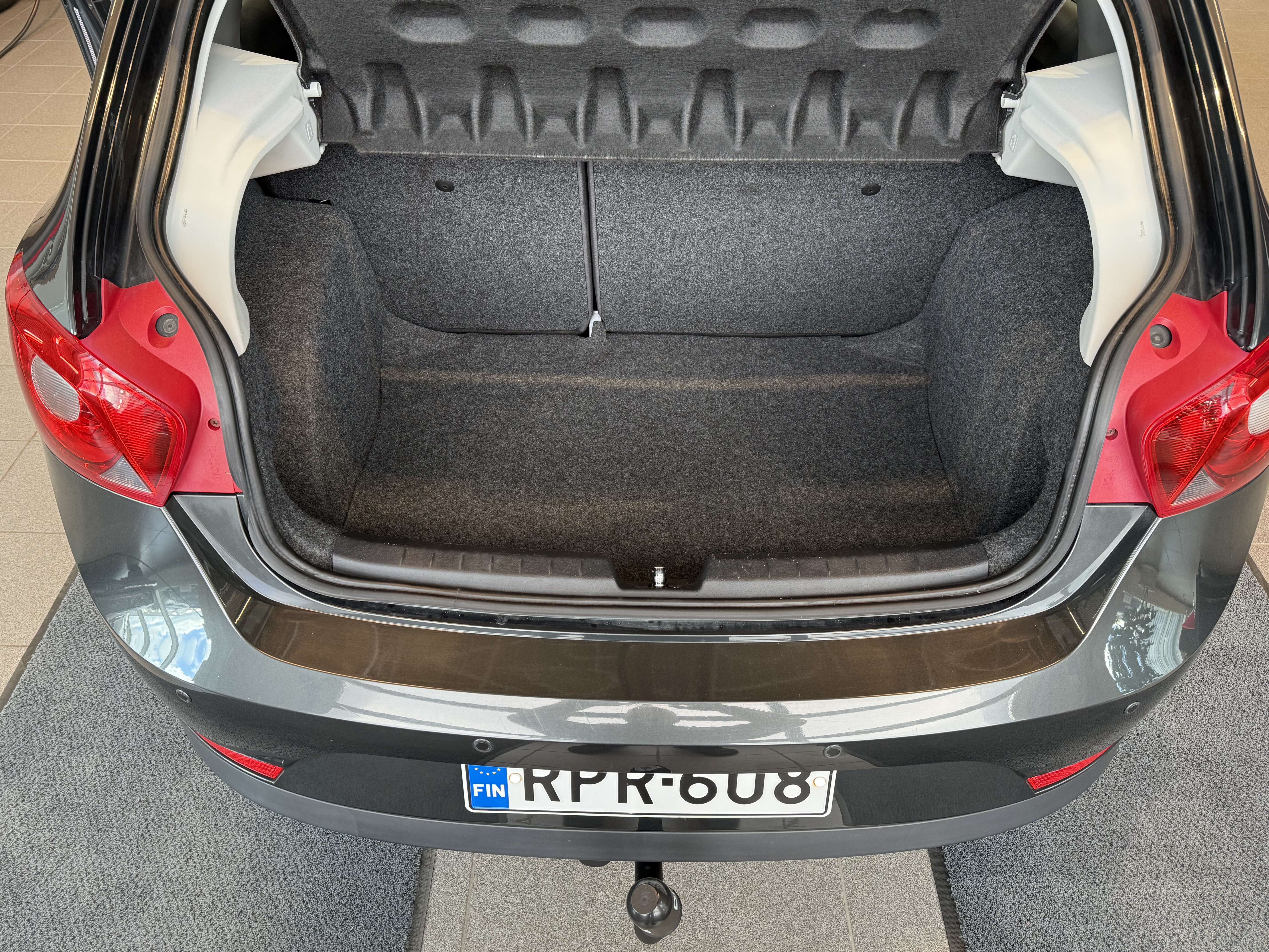 SEAT IBIZA 2010