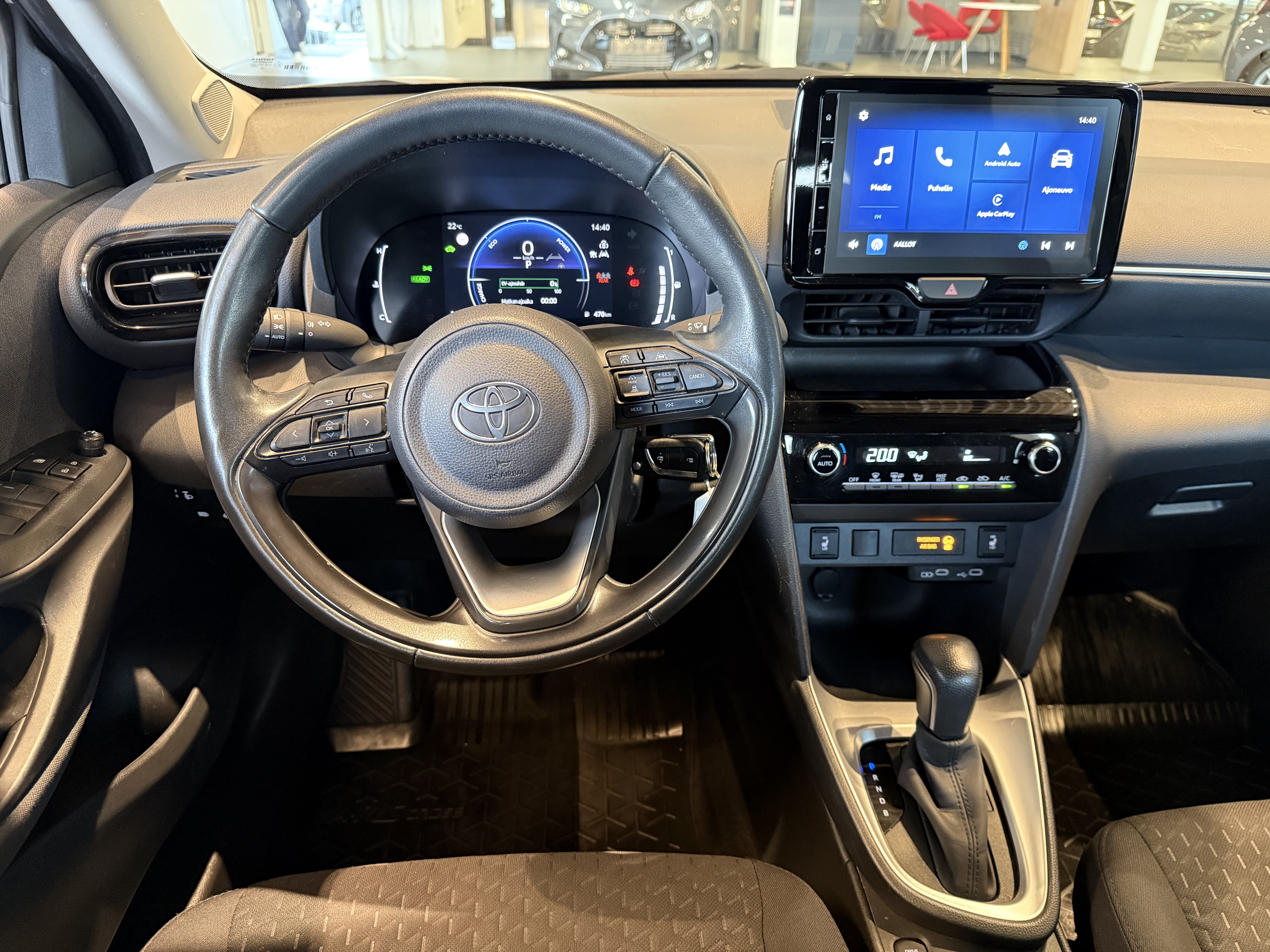 TOYOTA Yaris Cross 2024