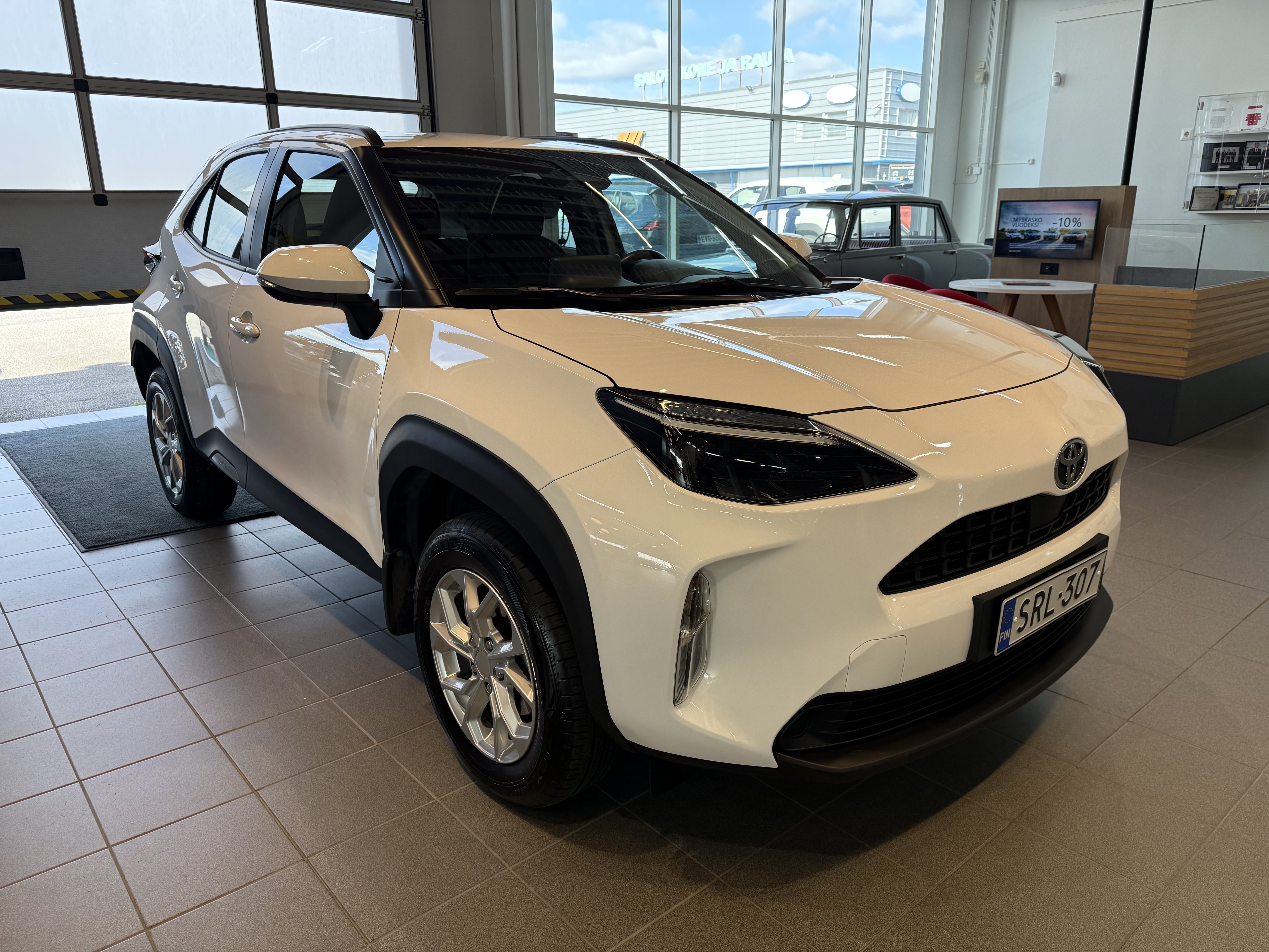 TOYOTA Yaris Cross 2024