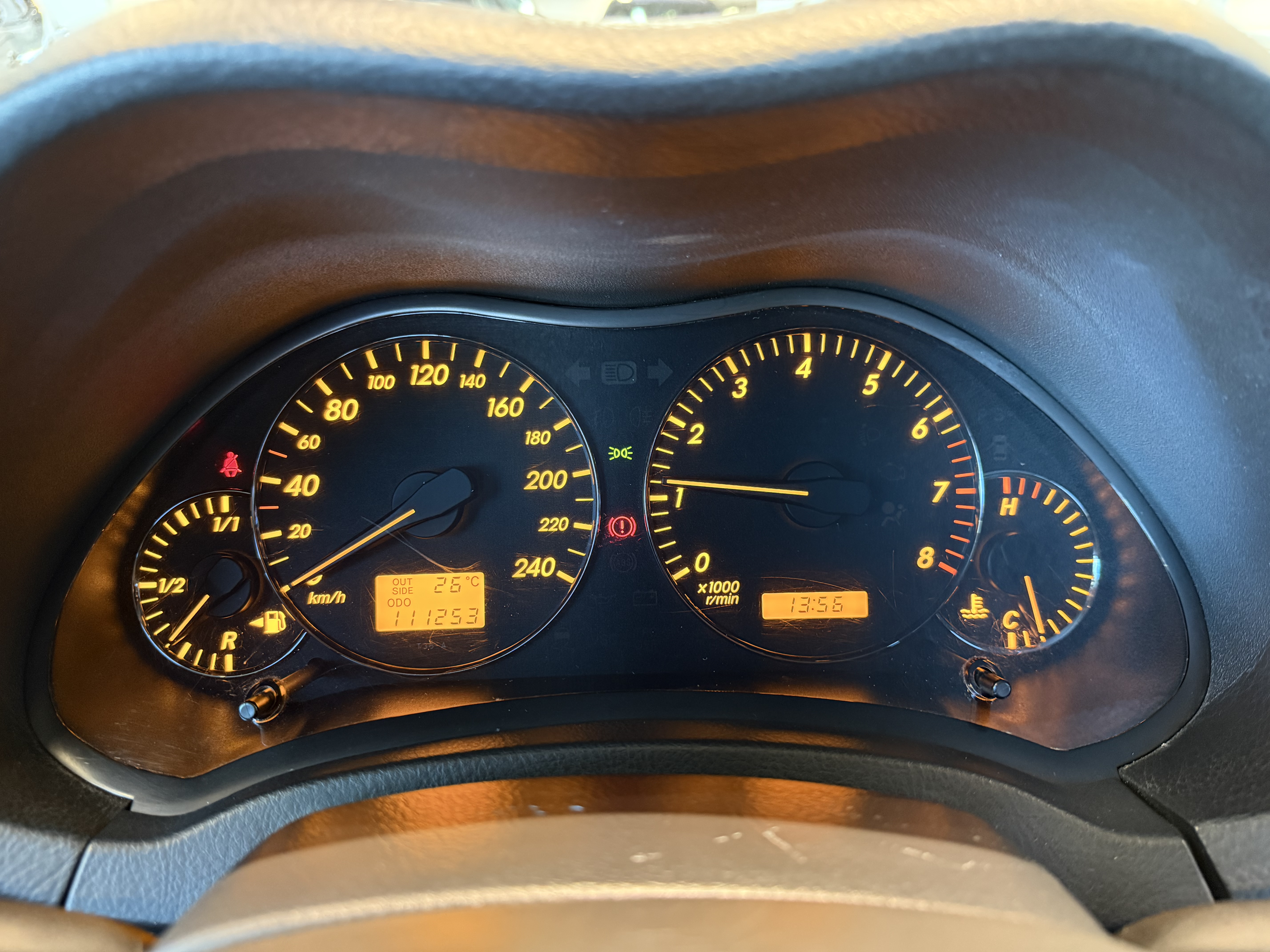 TOYOTA AVENSIS 2004