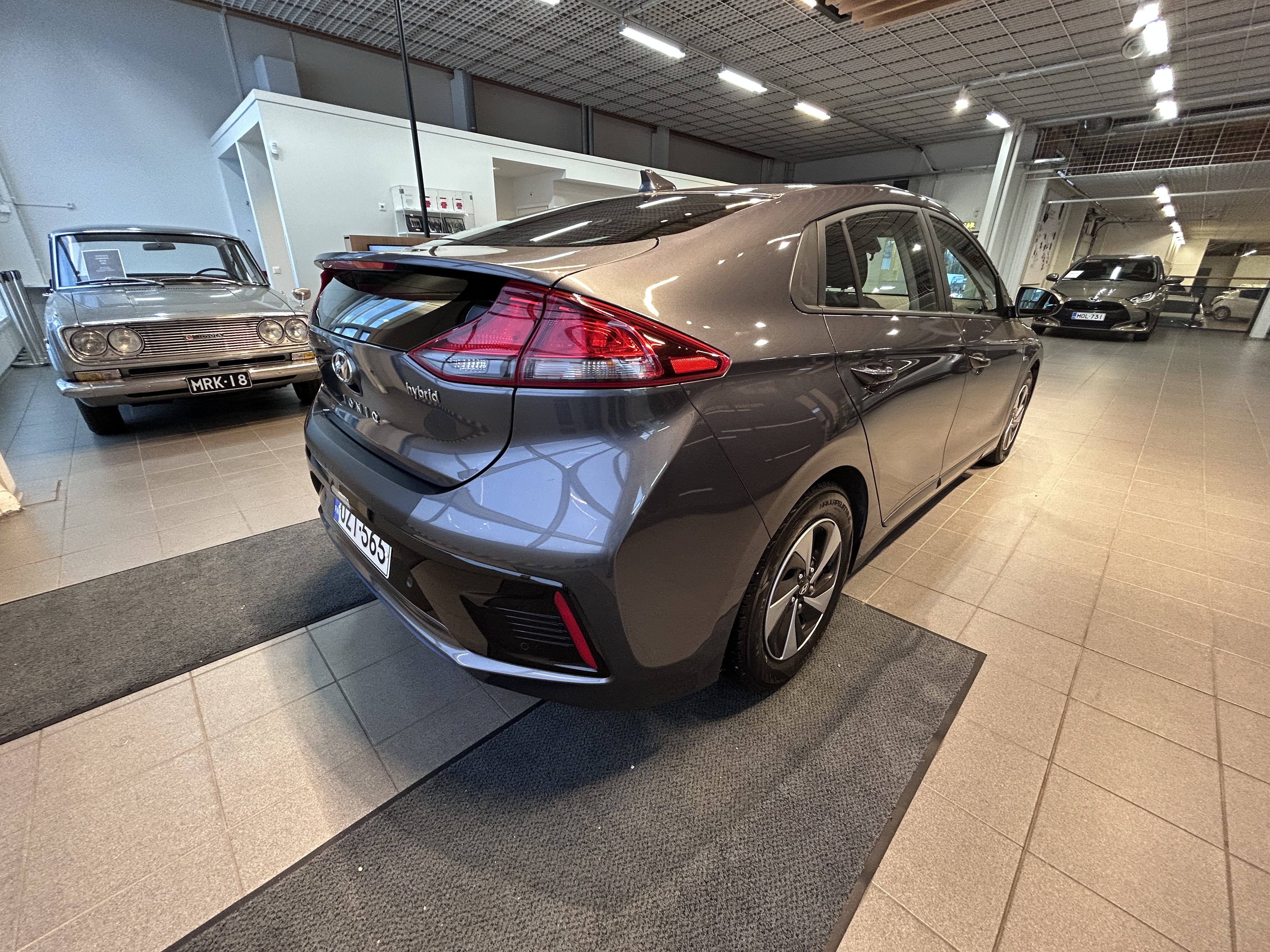 HYUNDAI IONIQ hybrid 2017