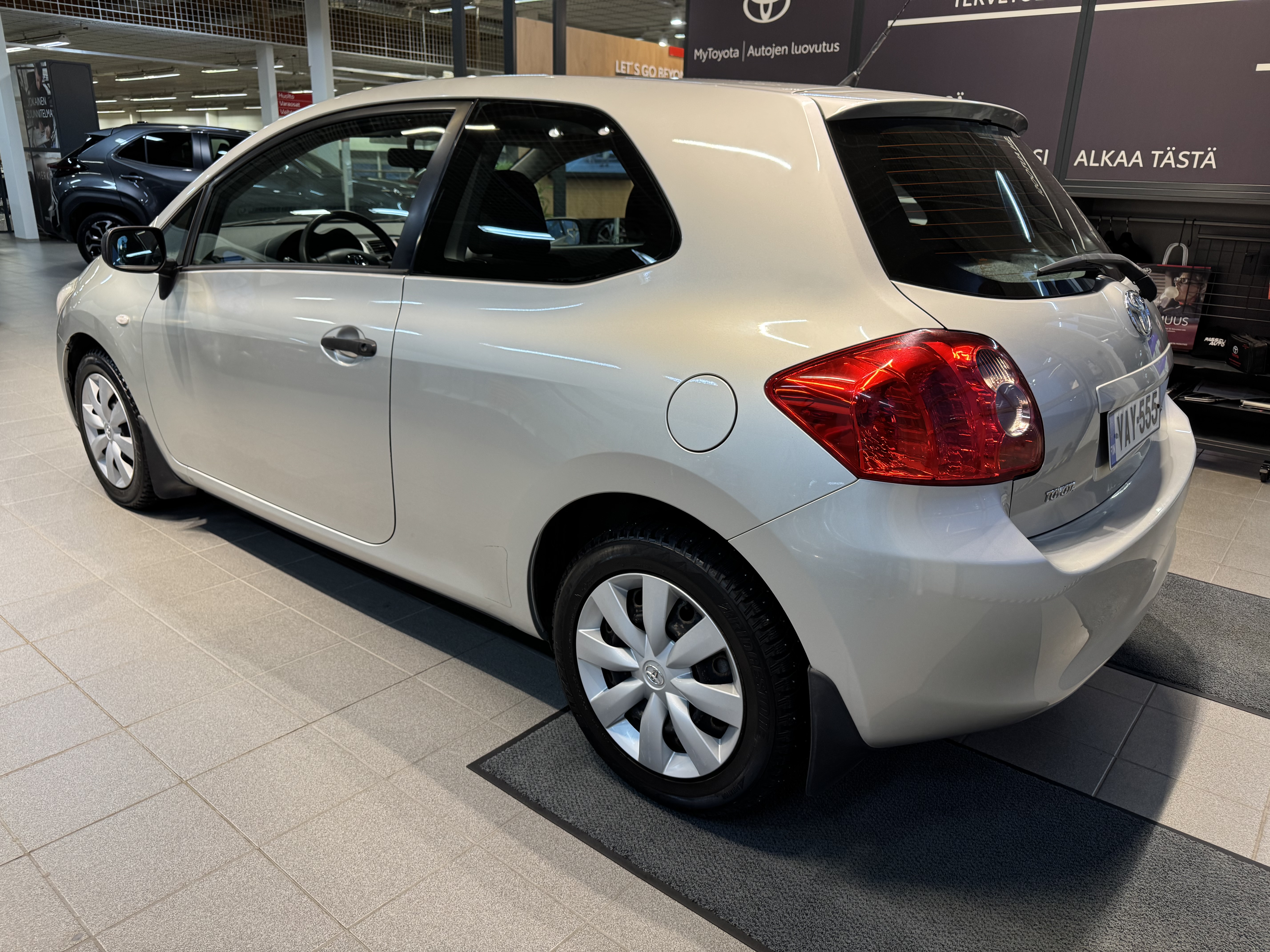 TOYOTA Auris 2007