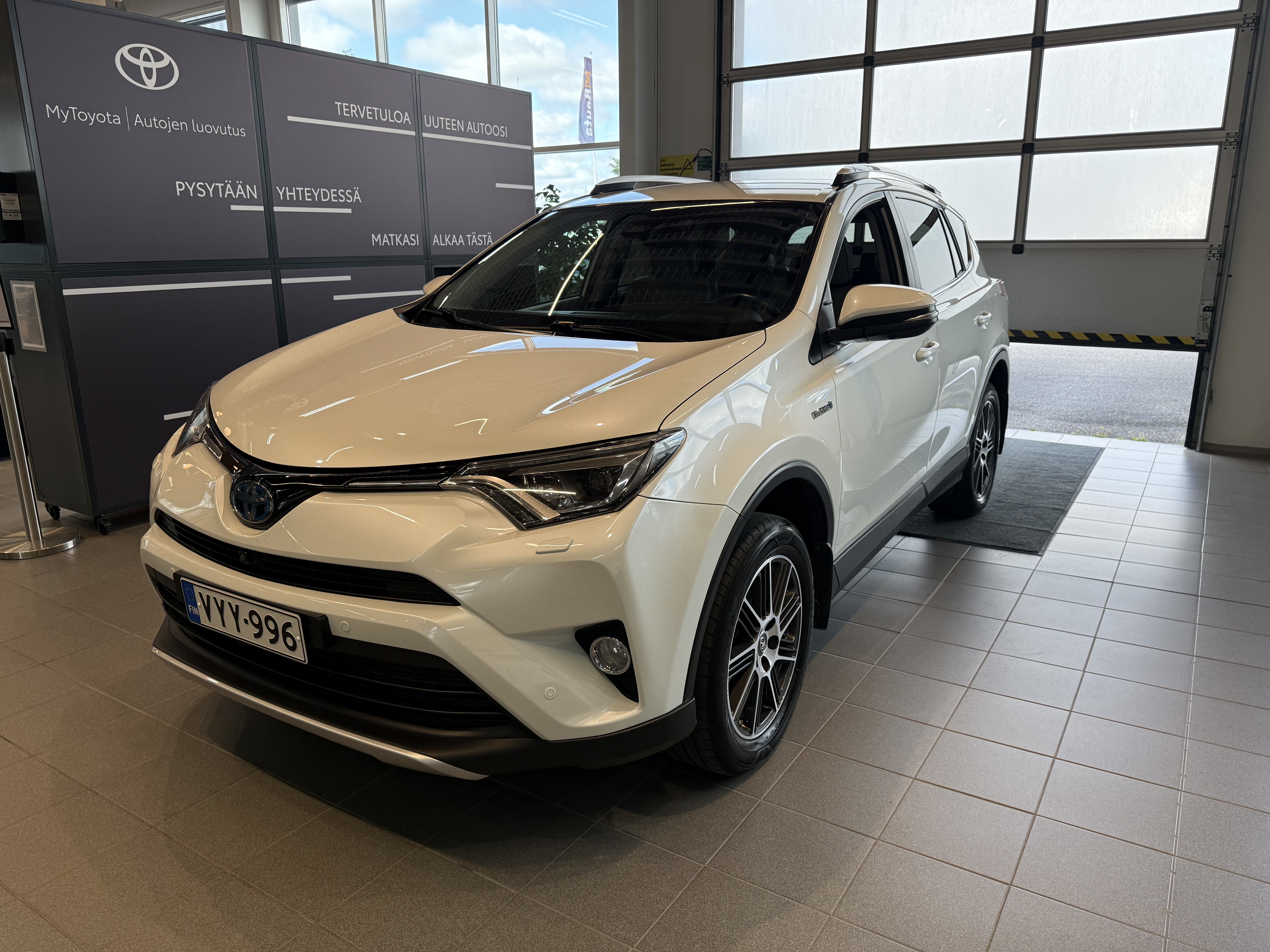 TOYOTA RAV4 2016