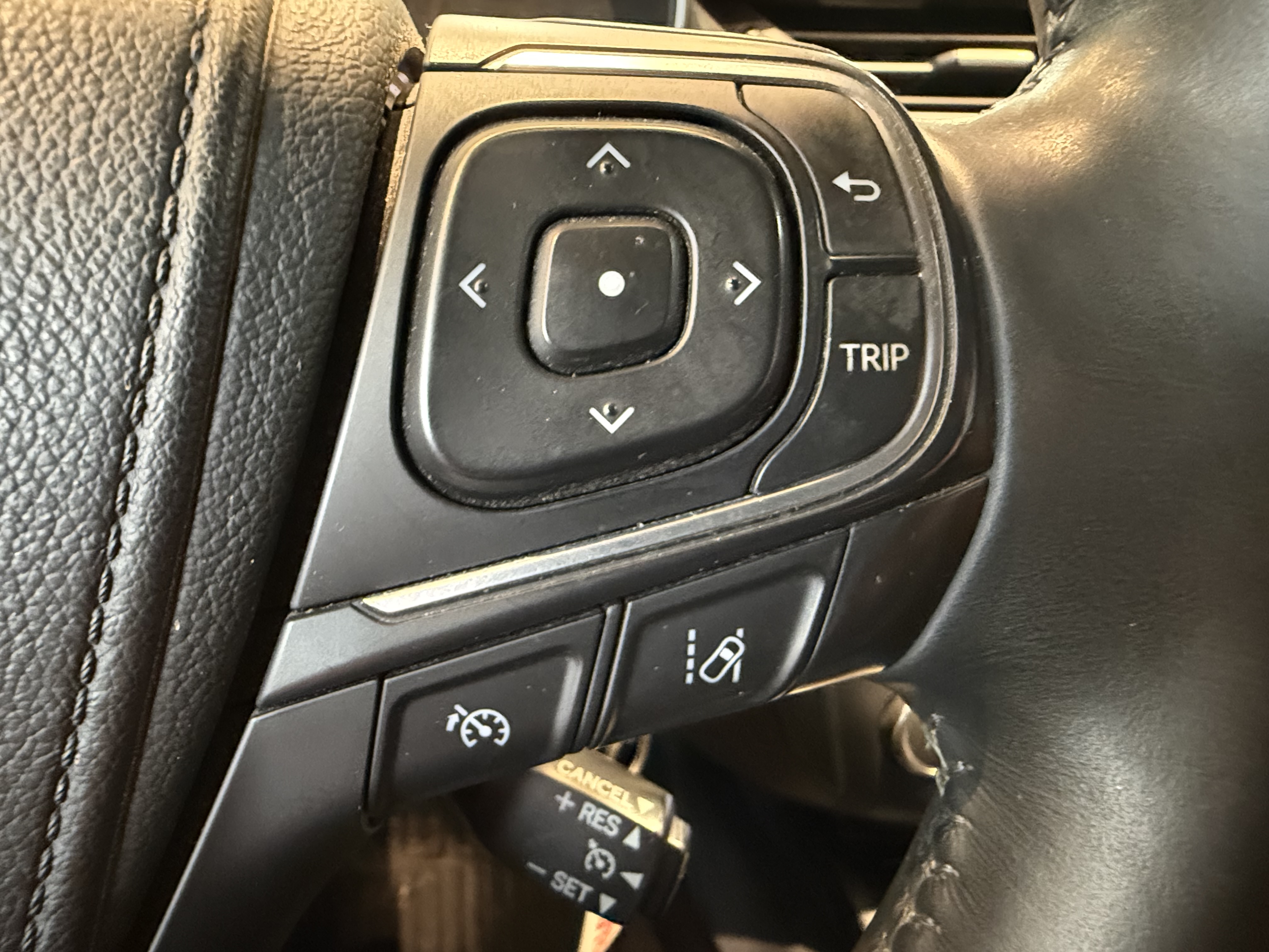 TOYOTA AVENSIS 2017