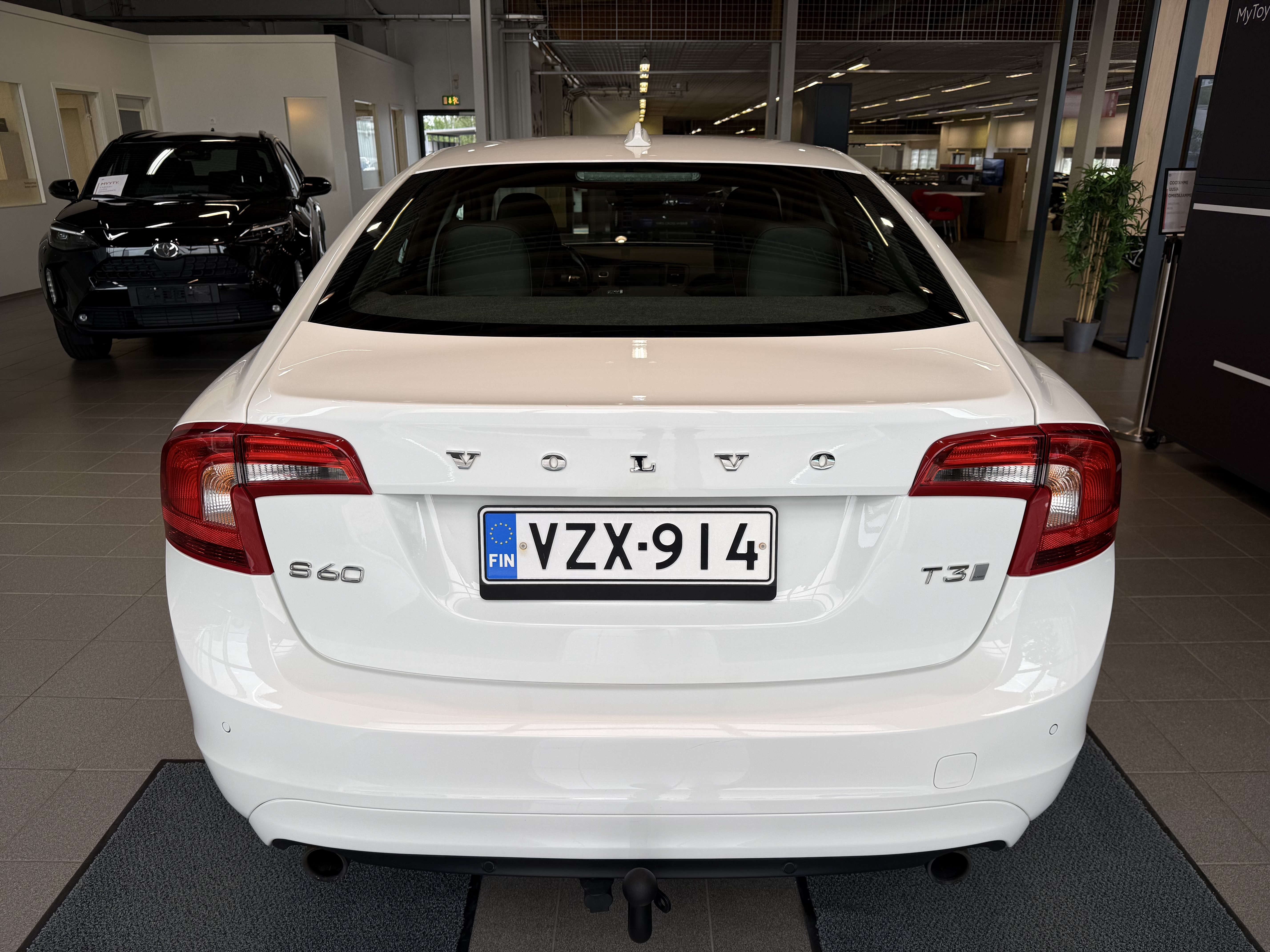 VOLVO S60 2018