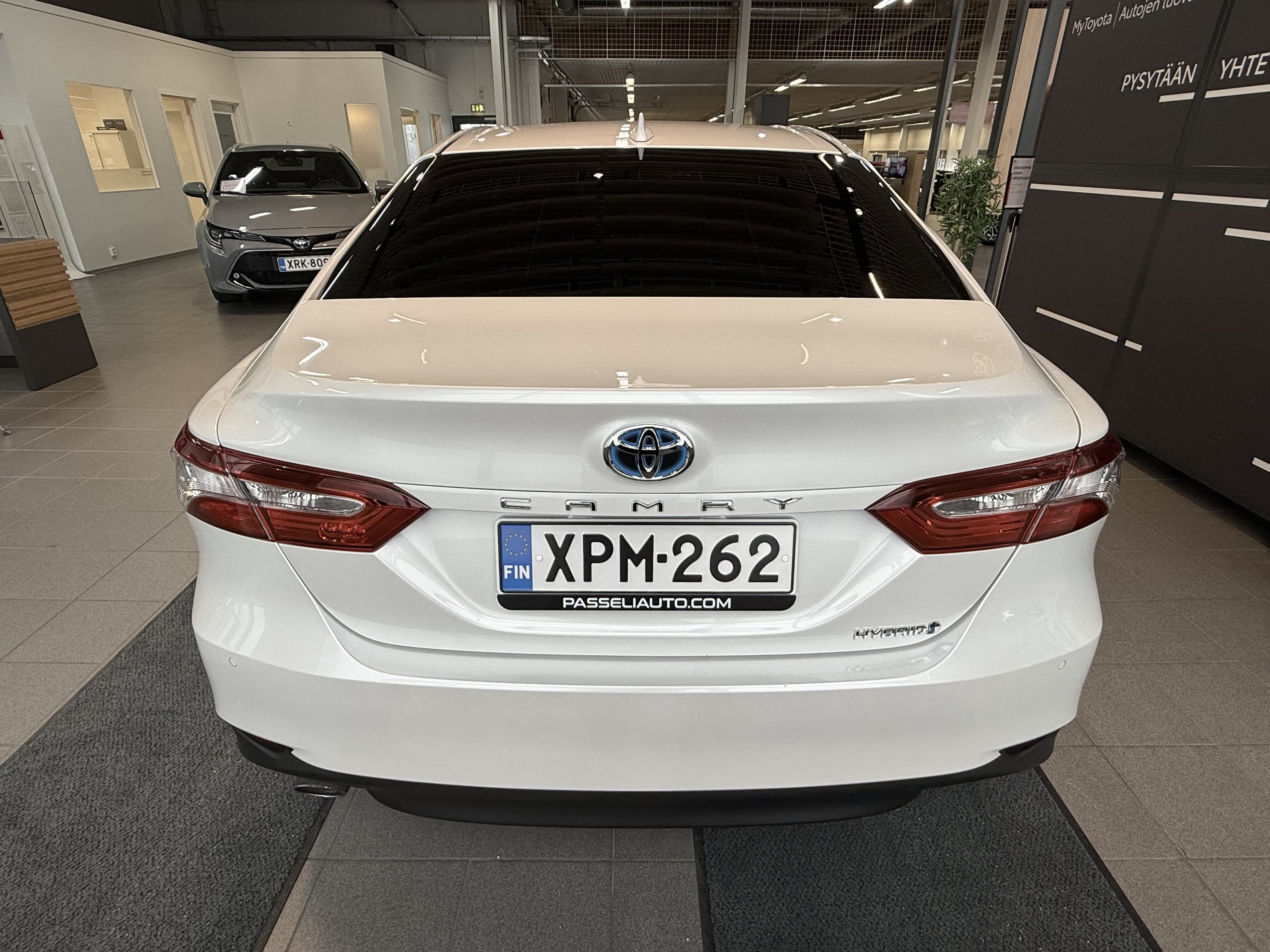 TOYOTA CAMRY 2021