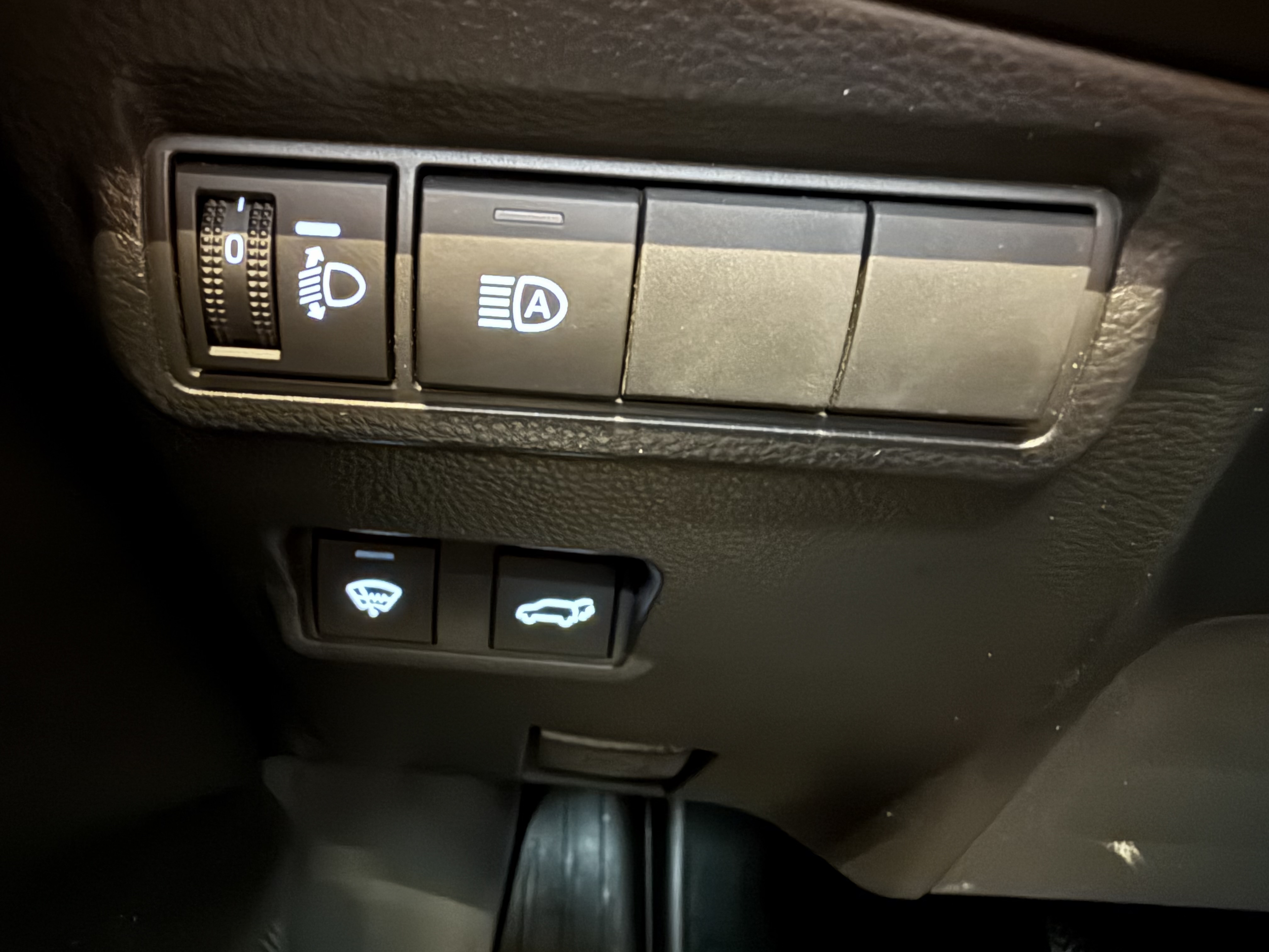 TOYOTA Corolla Cross 2023