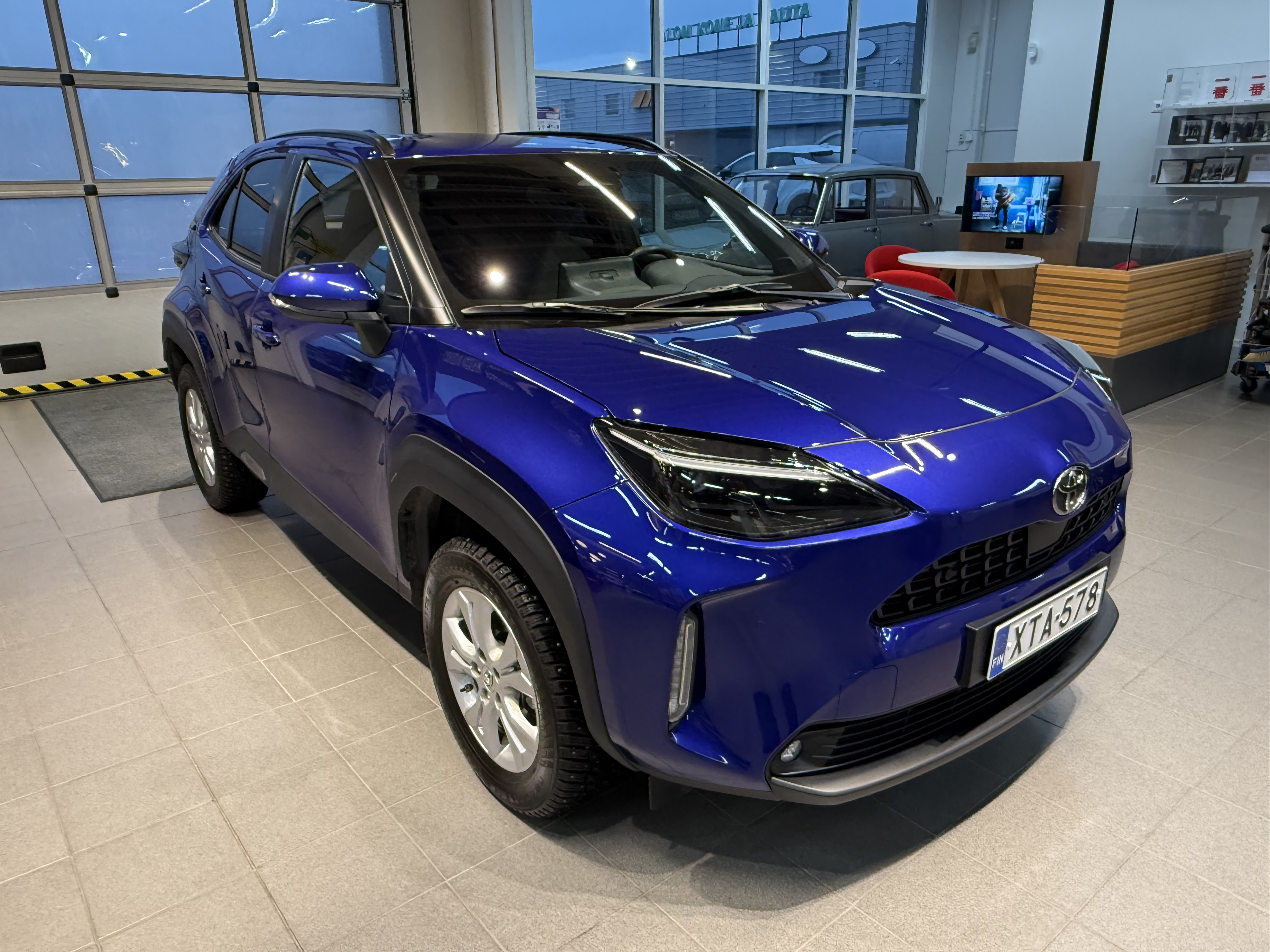 TOYOTA Yaris Cross 2024