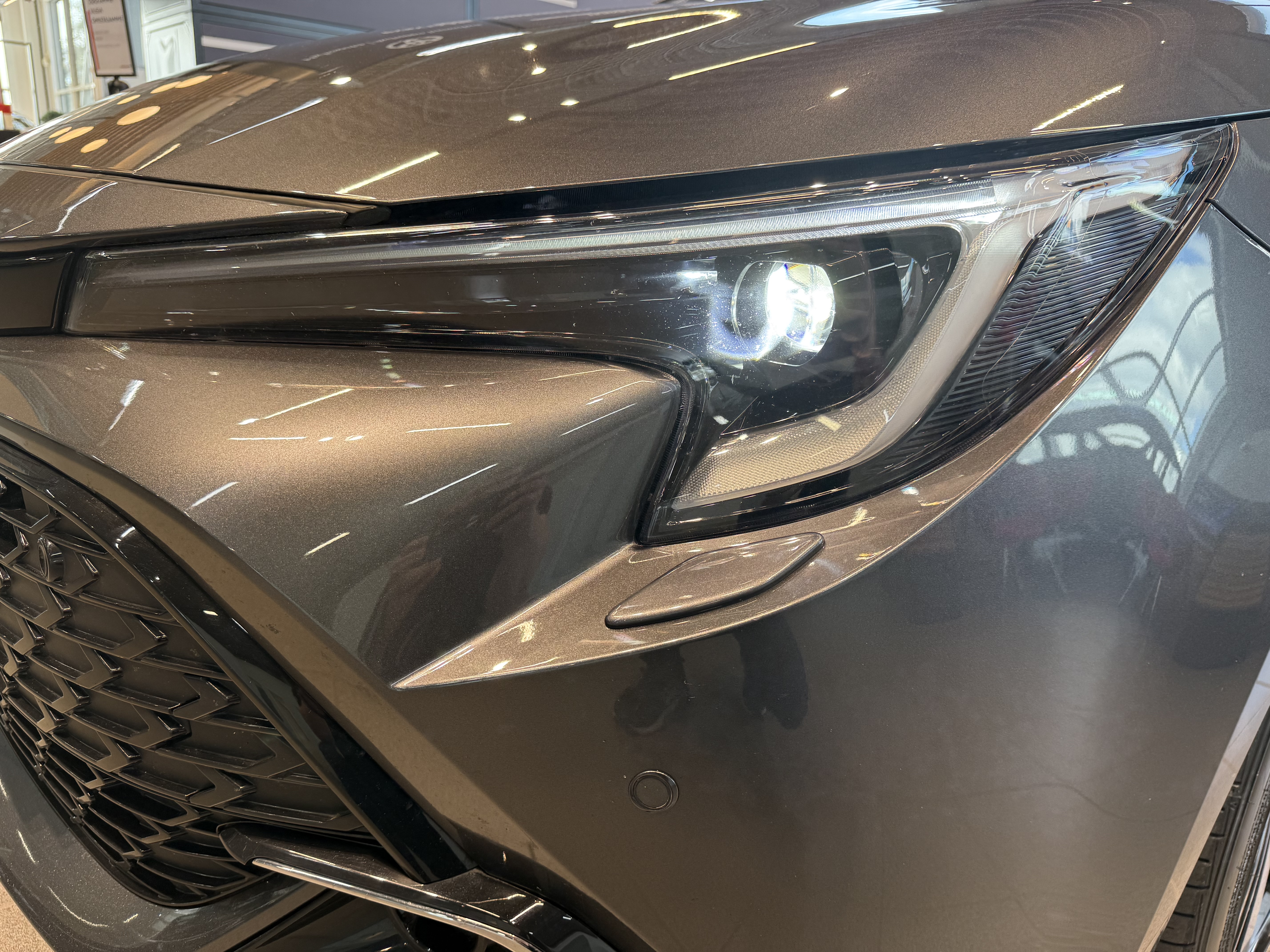 TOYOTA COROLLA 2025