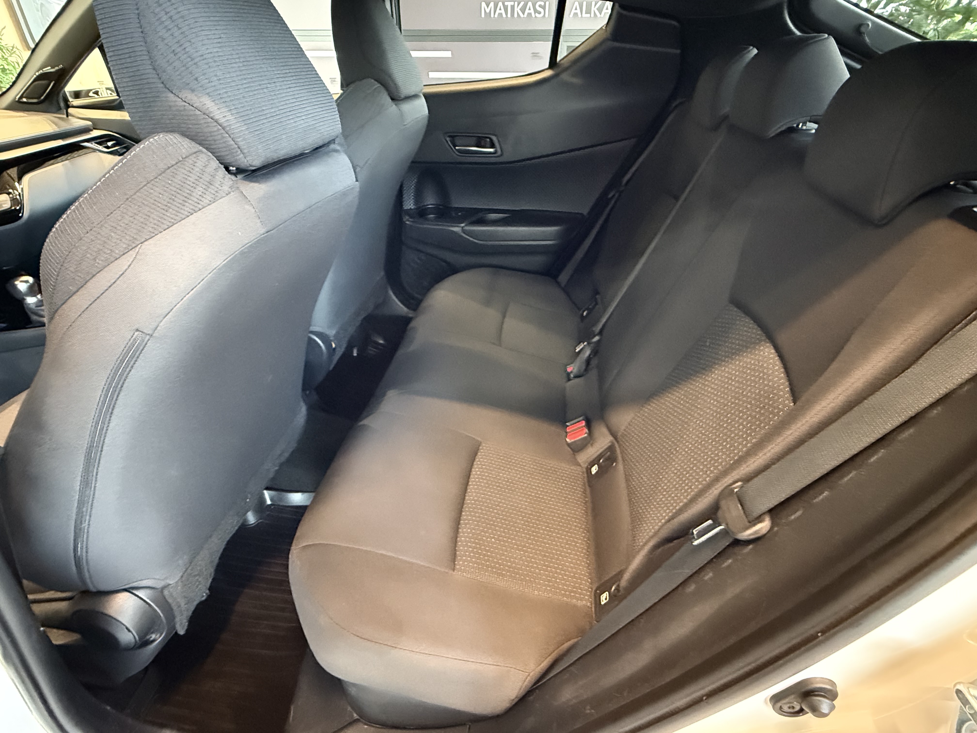 TOYOTA C-HR 2019
