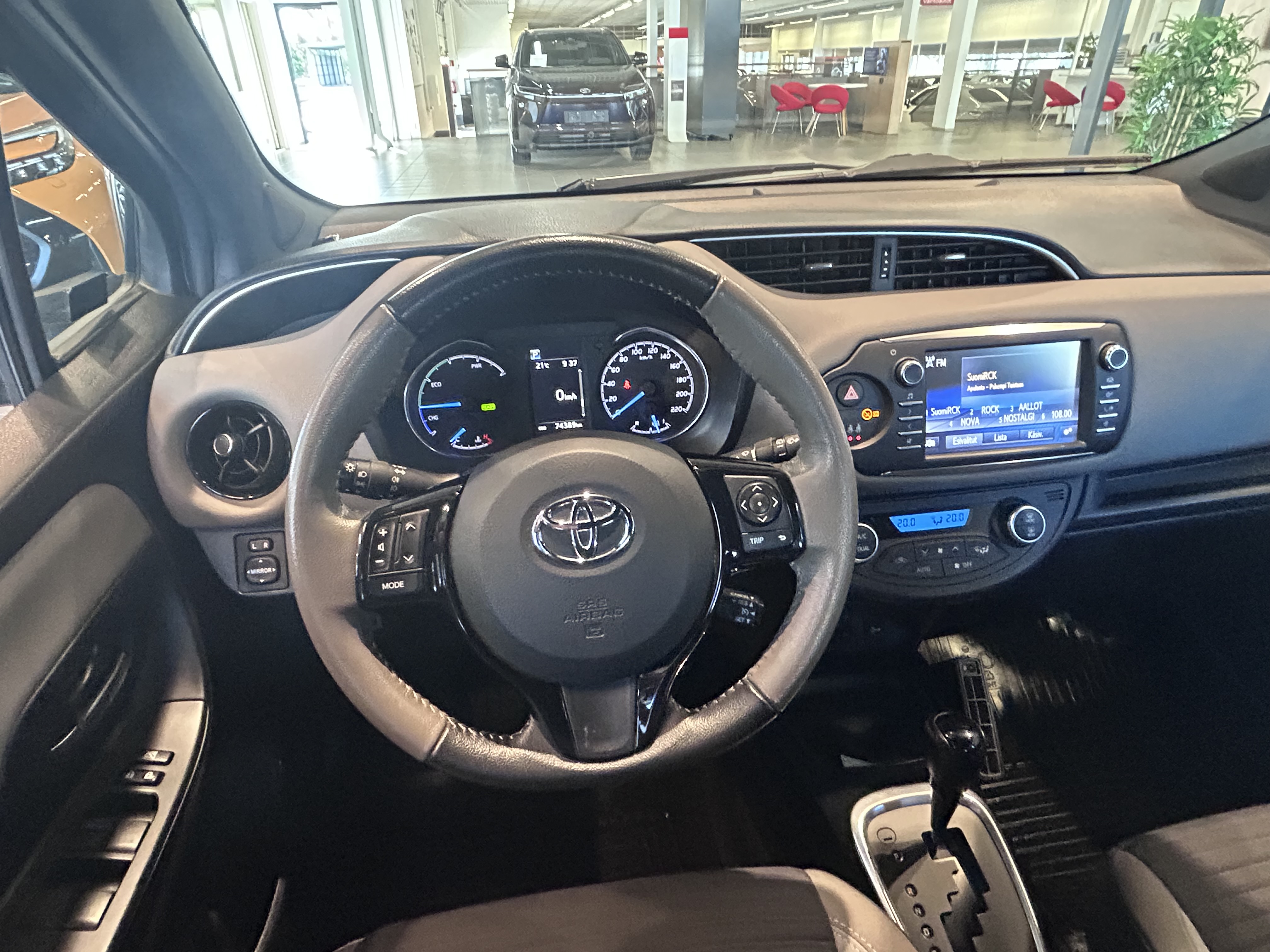 TOYOTA YARIS 0