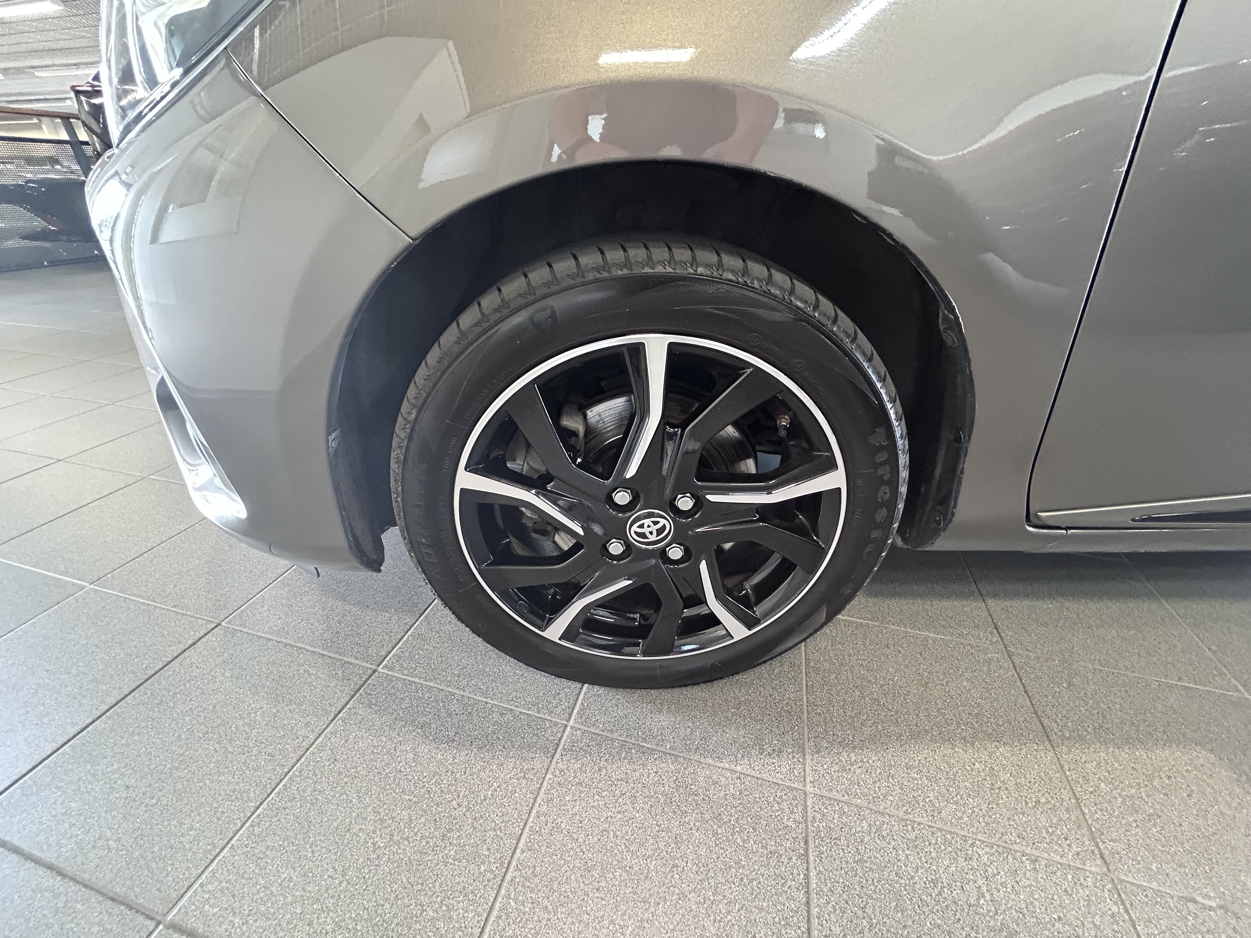 TOYOTA YARIS 0