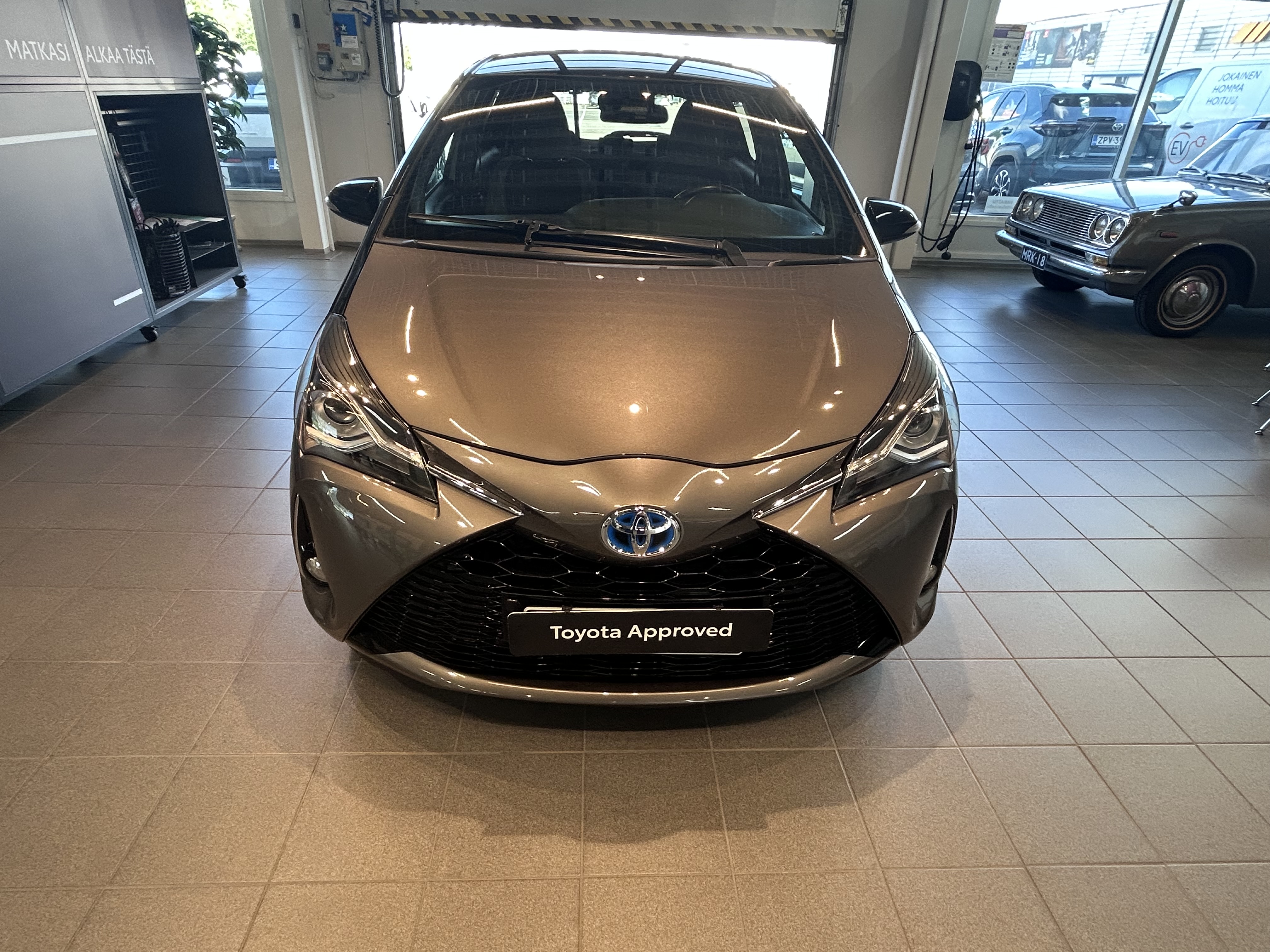 TOYOTA YARIS 0
