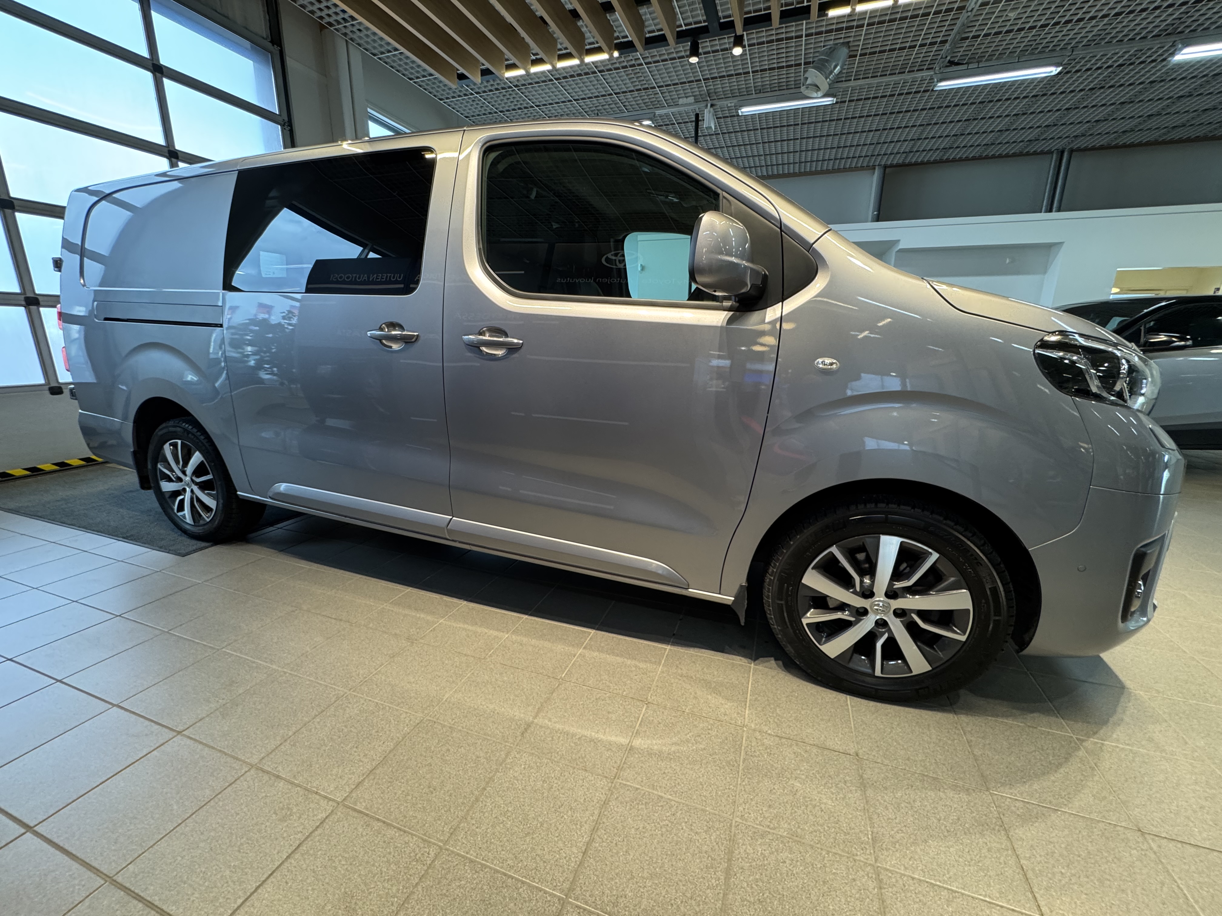 TOYOTA PROACE 2020