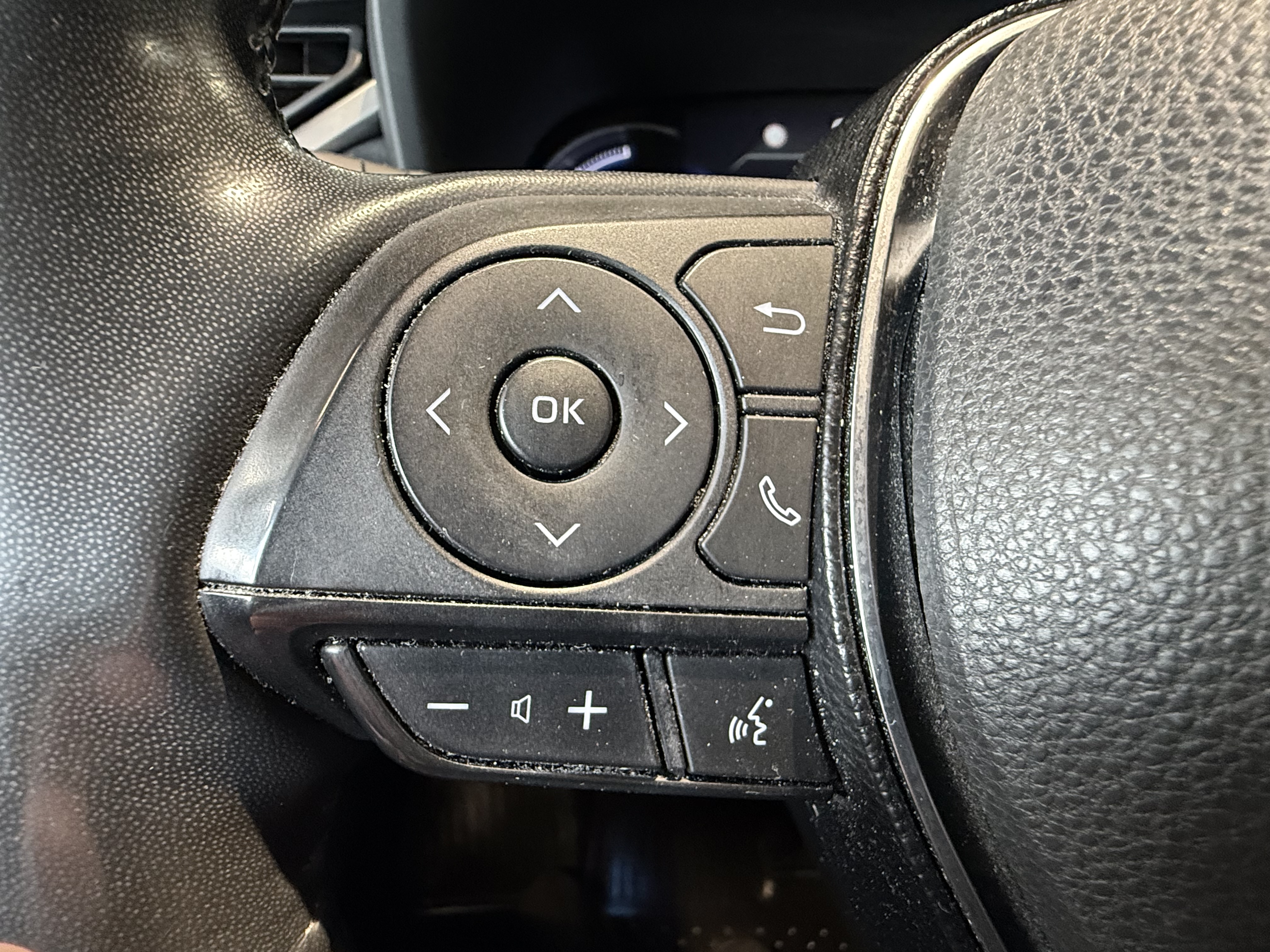 TOYOTA RAV4 2020