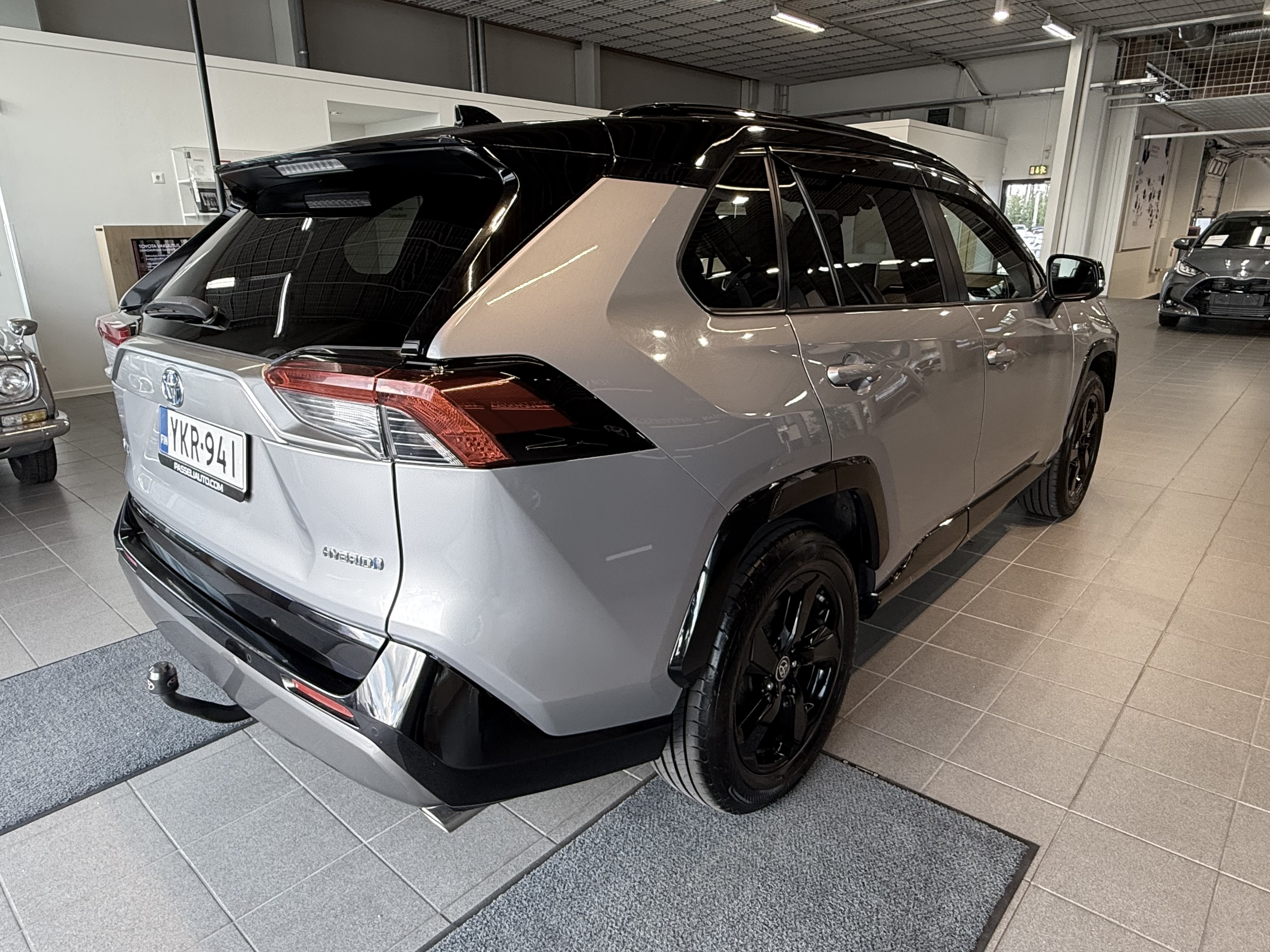TOYOTA RAV4 2020