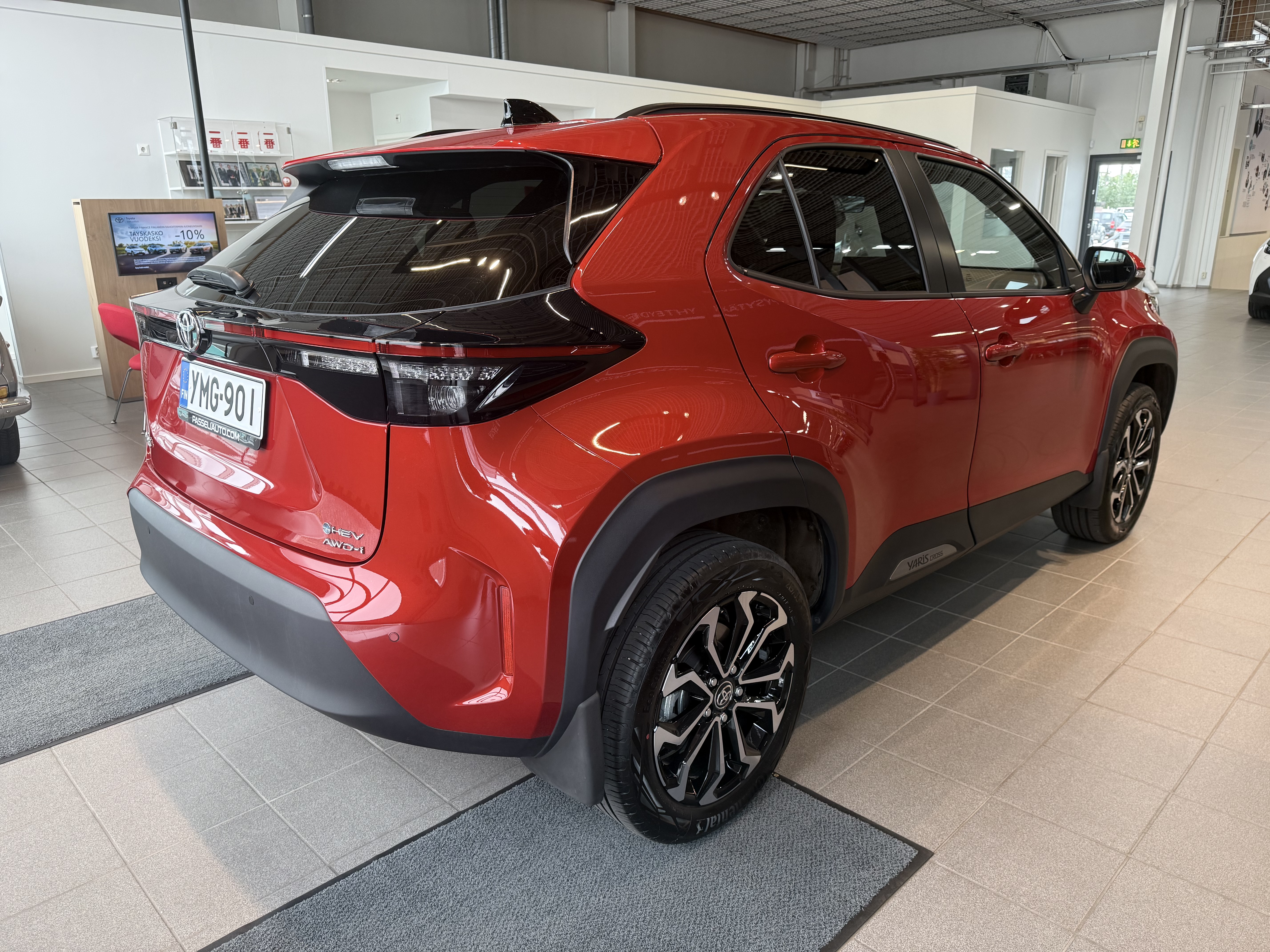 TOYOTA Yaris Cross 2026