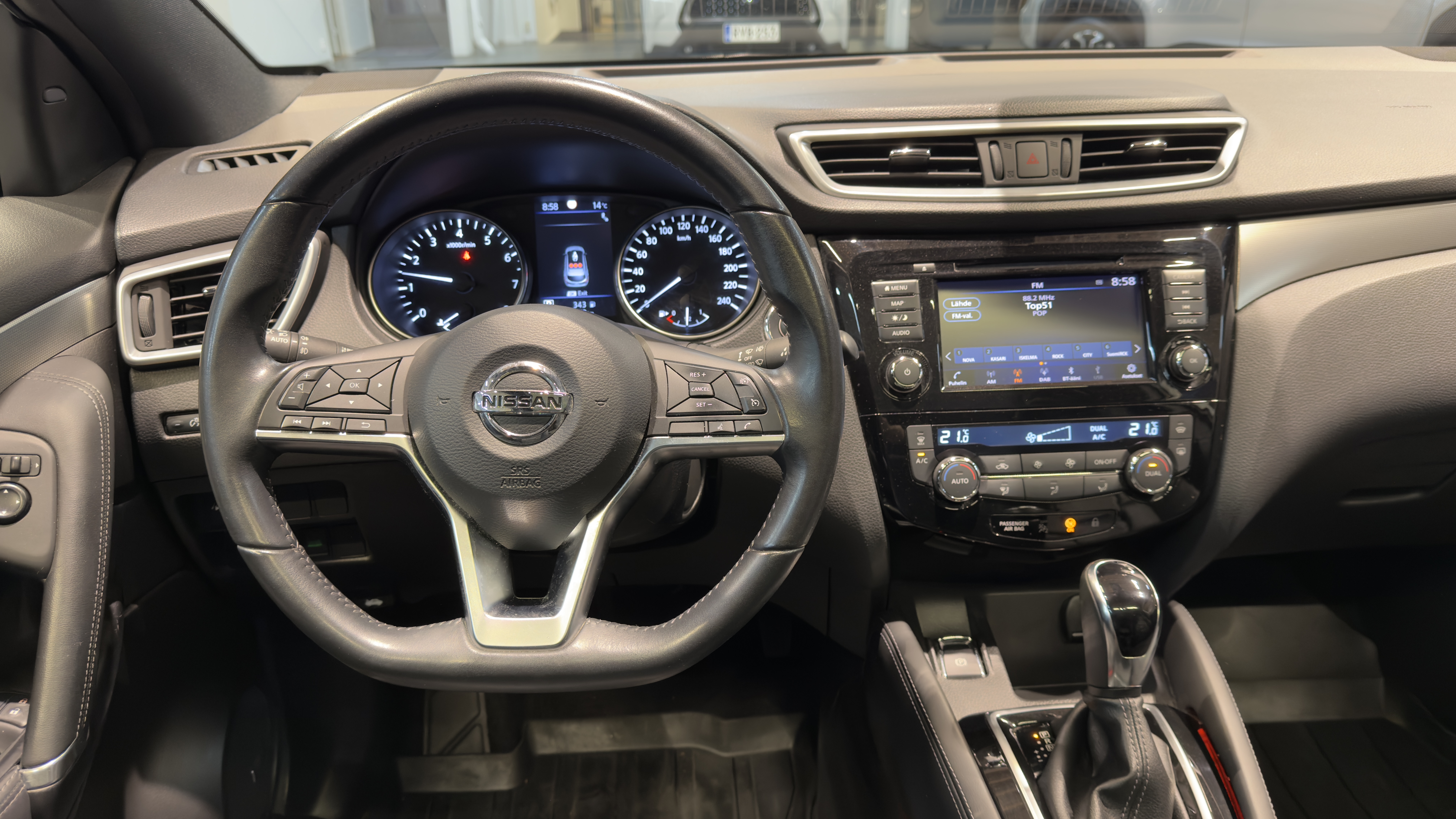 NISSAN Qashqai 2019