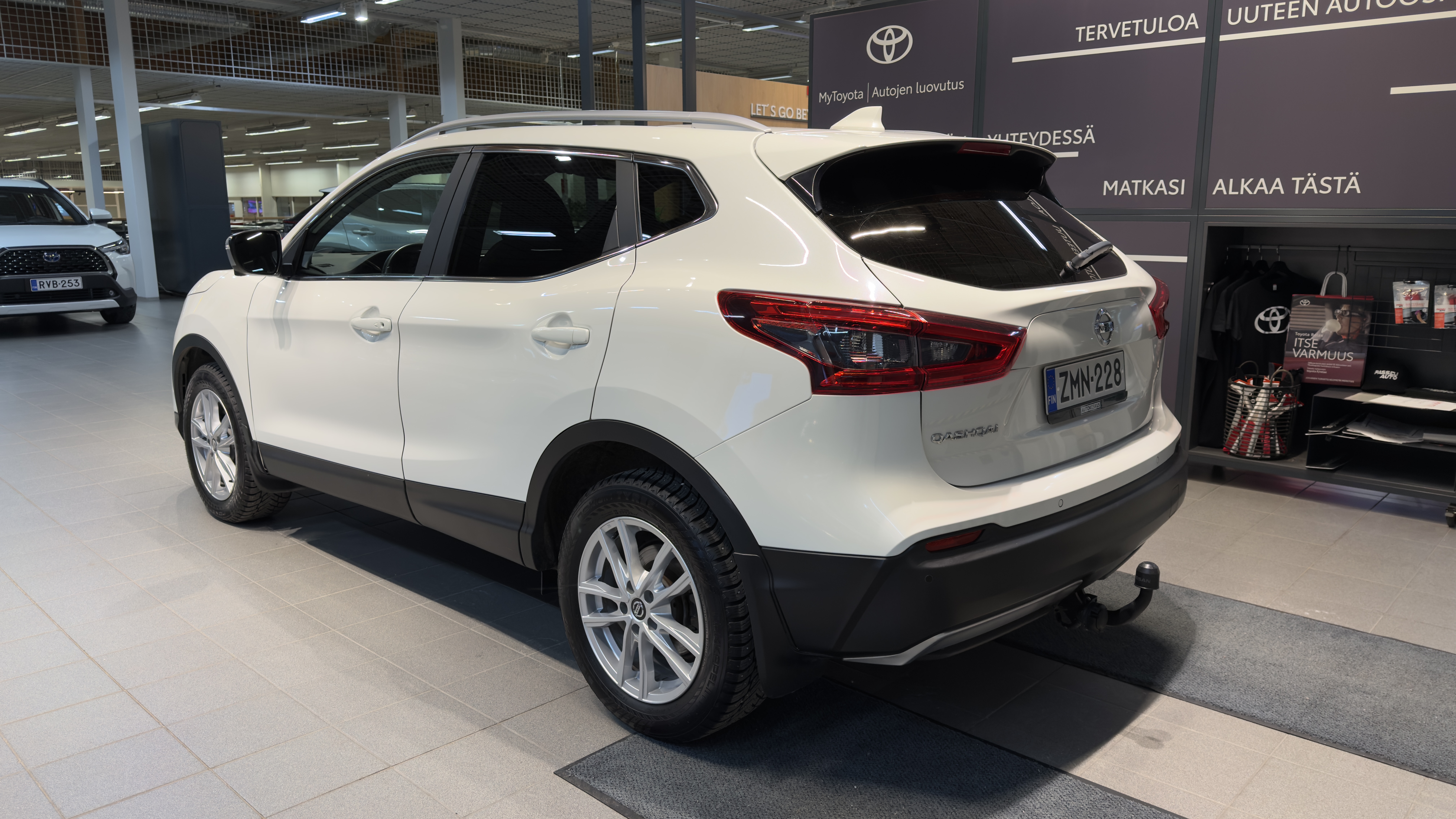 NISSAN Qashqai 2019