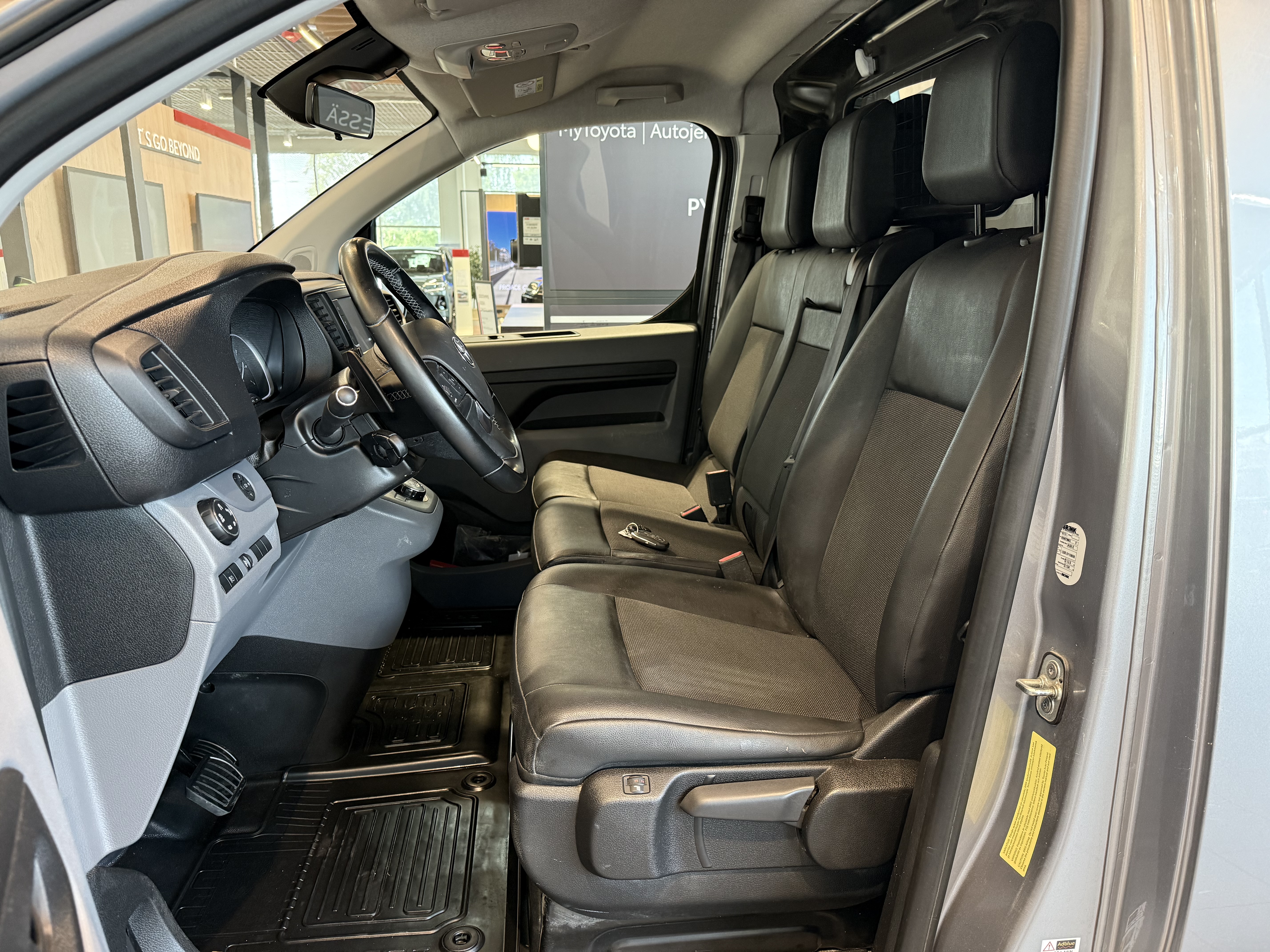 TOYOTA PROACE 2022