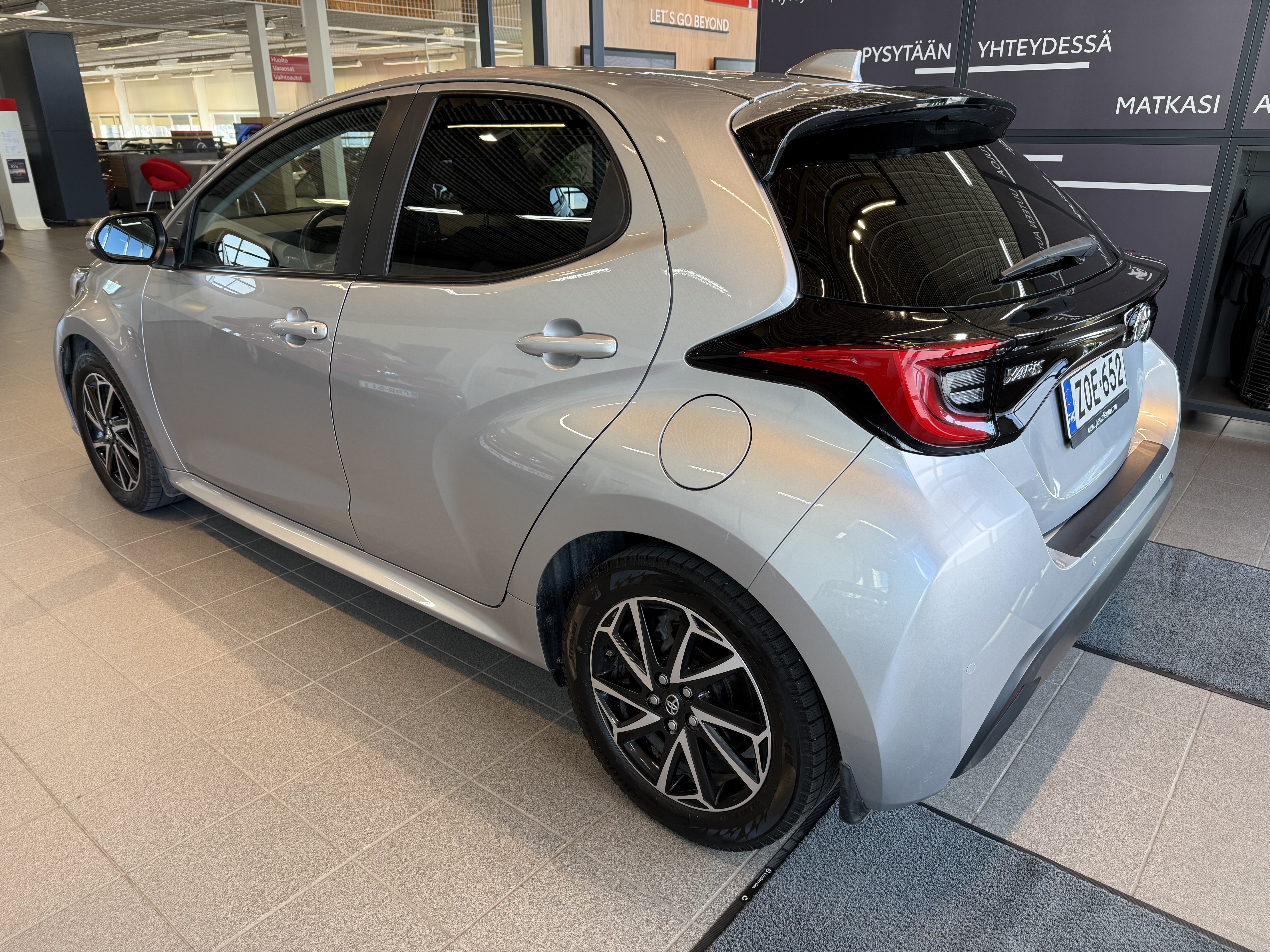 TOYOTA YARIS 2022