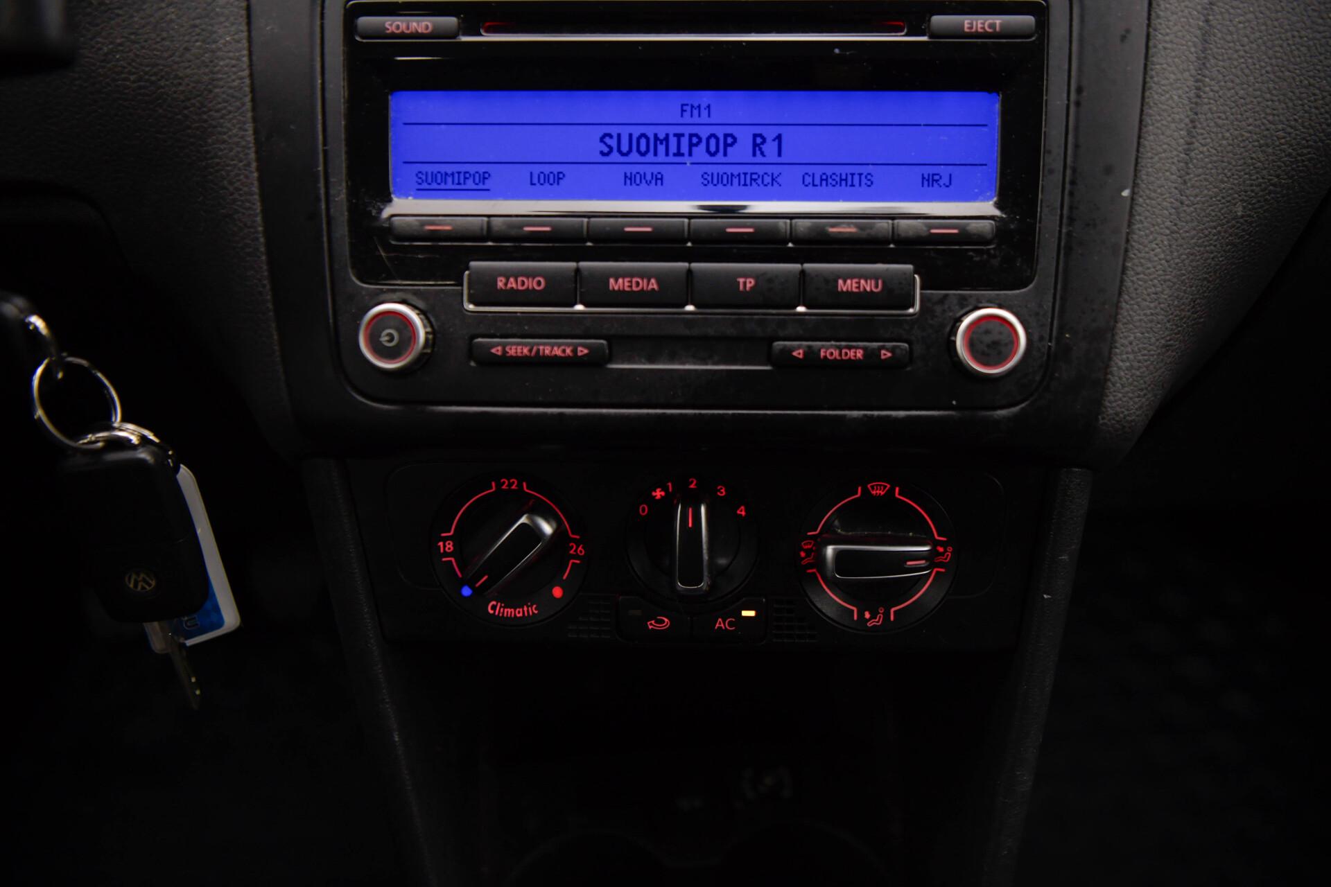 VOLKSWAGEN Polo 2010