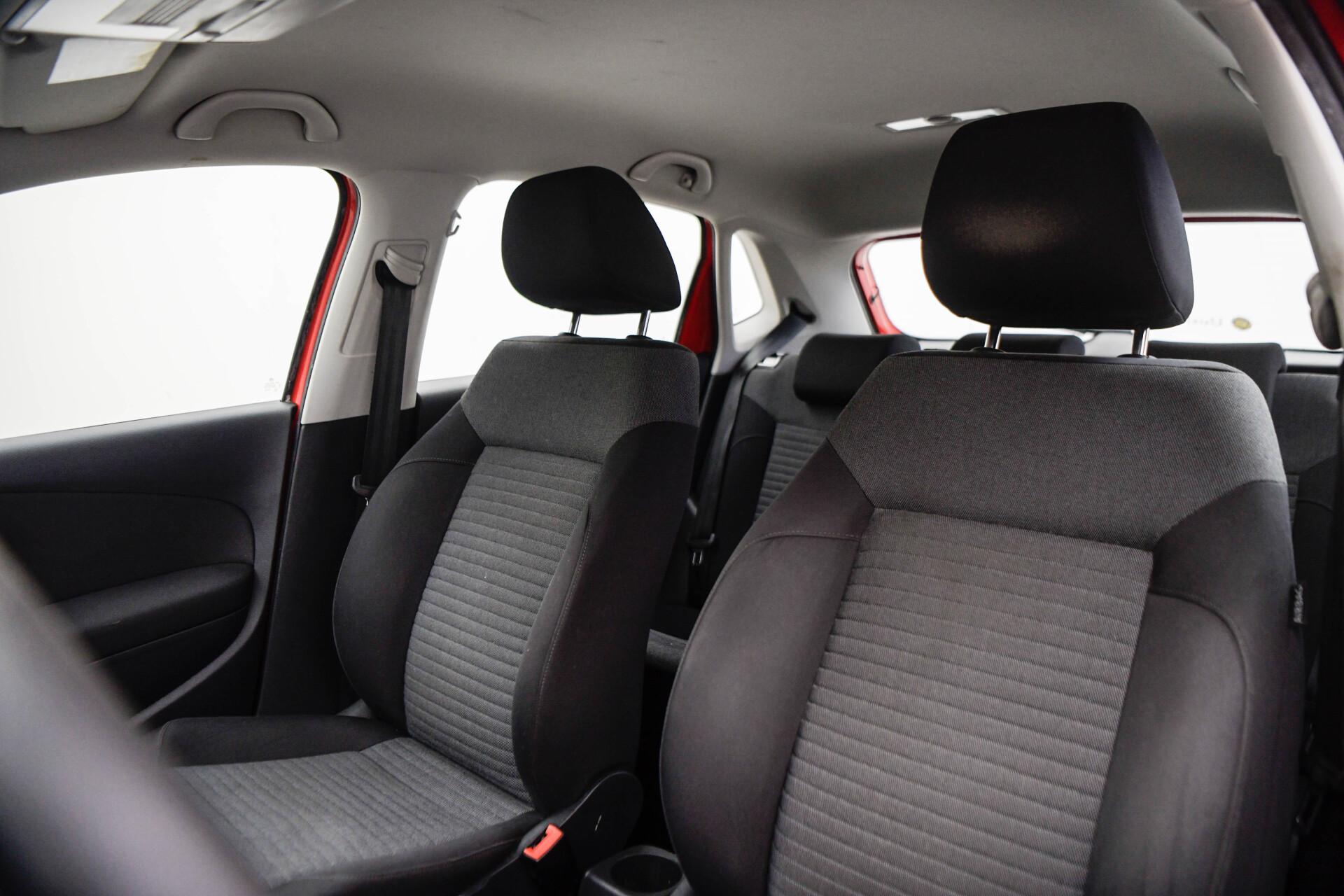 VOLKSWAGEN Polo 2010