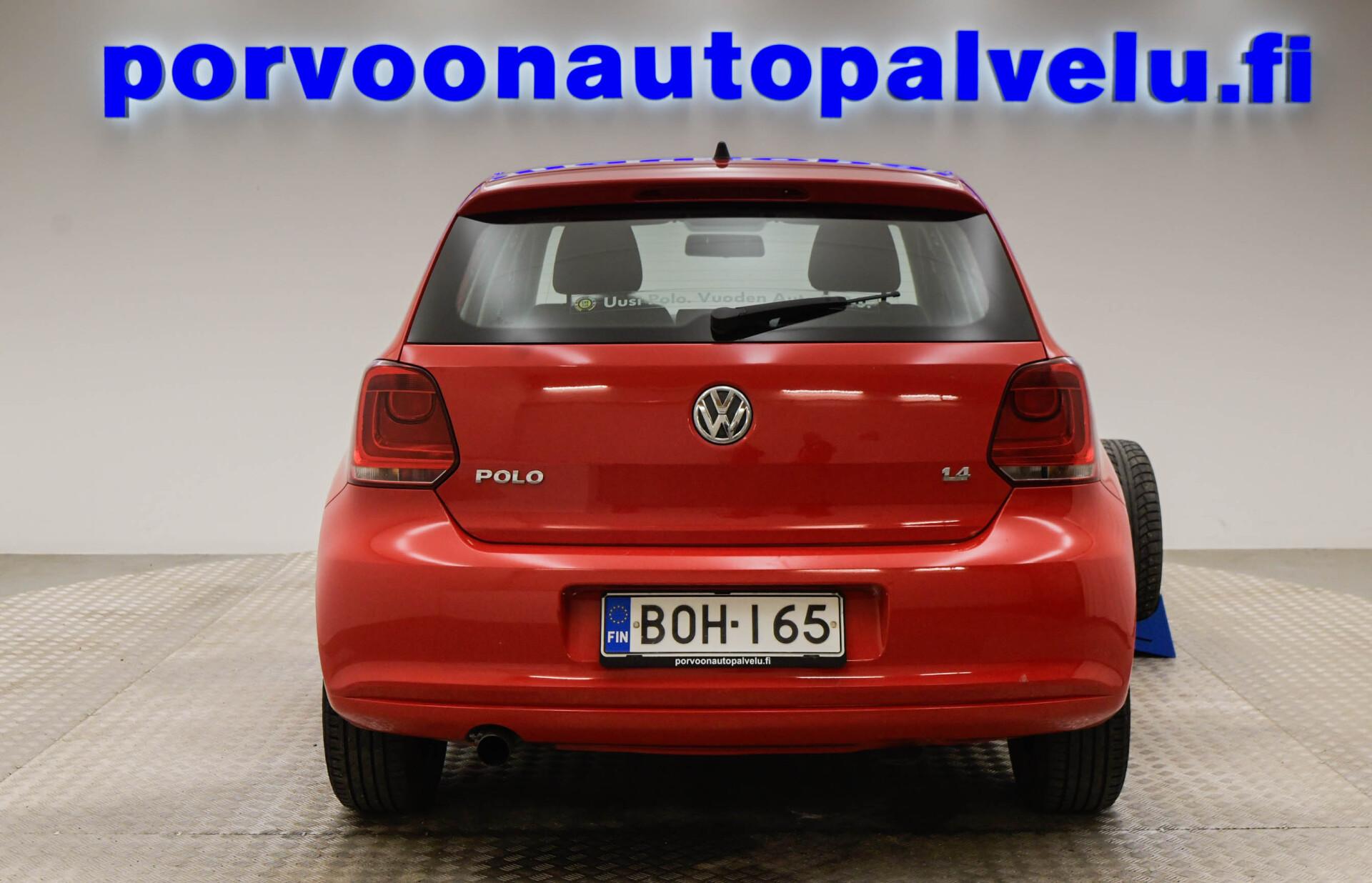 VOLKSWAGEN Polo 2010