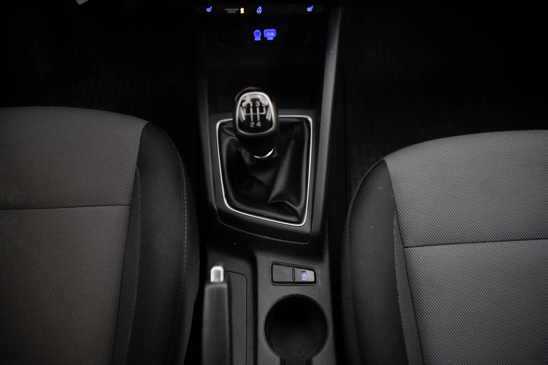 HYUNDAI i20 2018