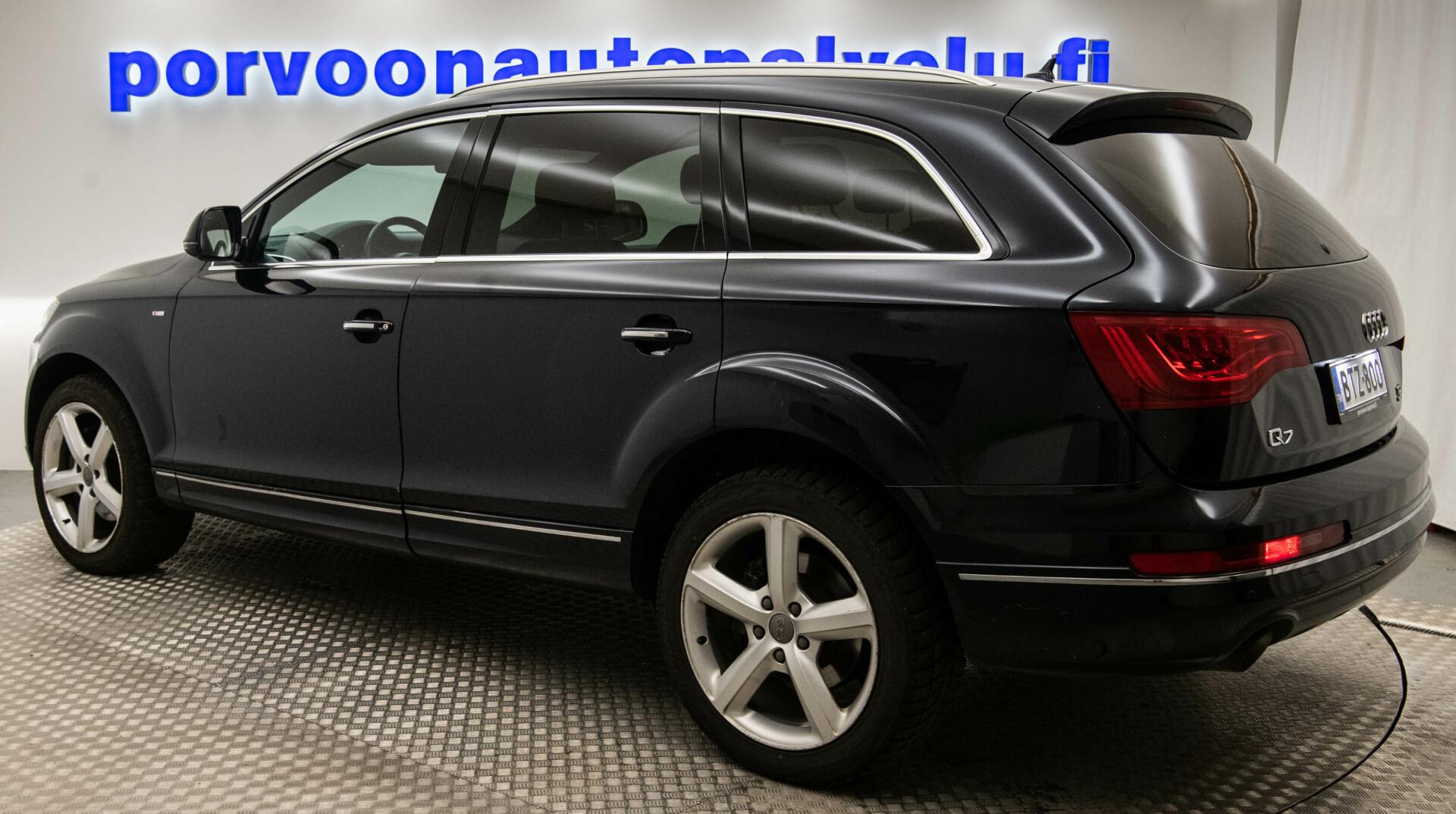AUDI Q7 2011