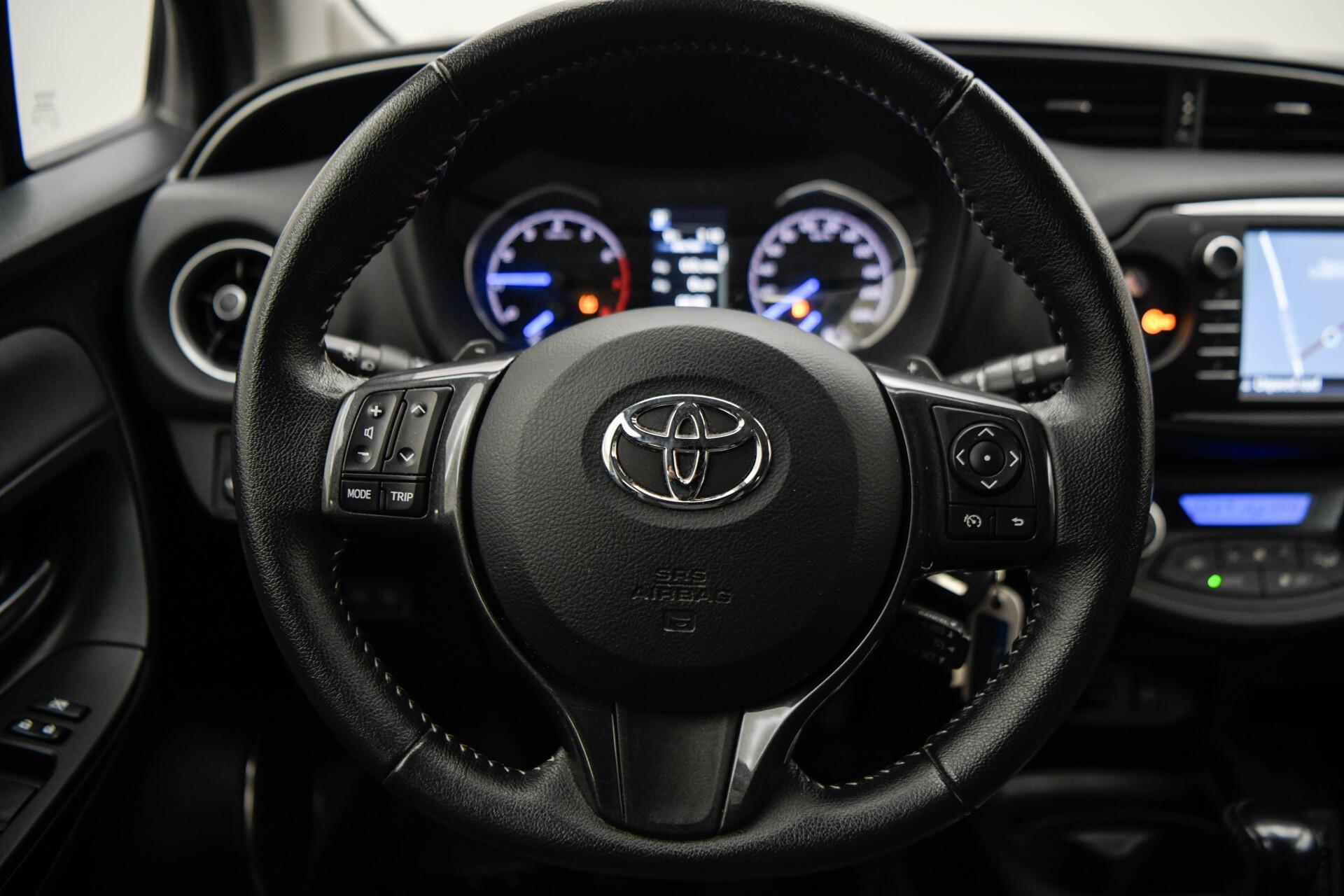 TOYOTA Yaris 2019