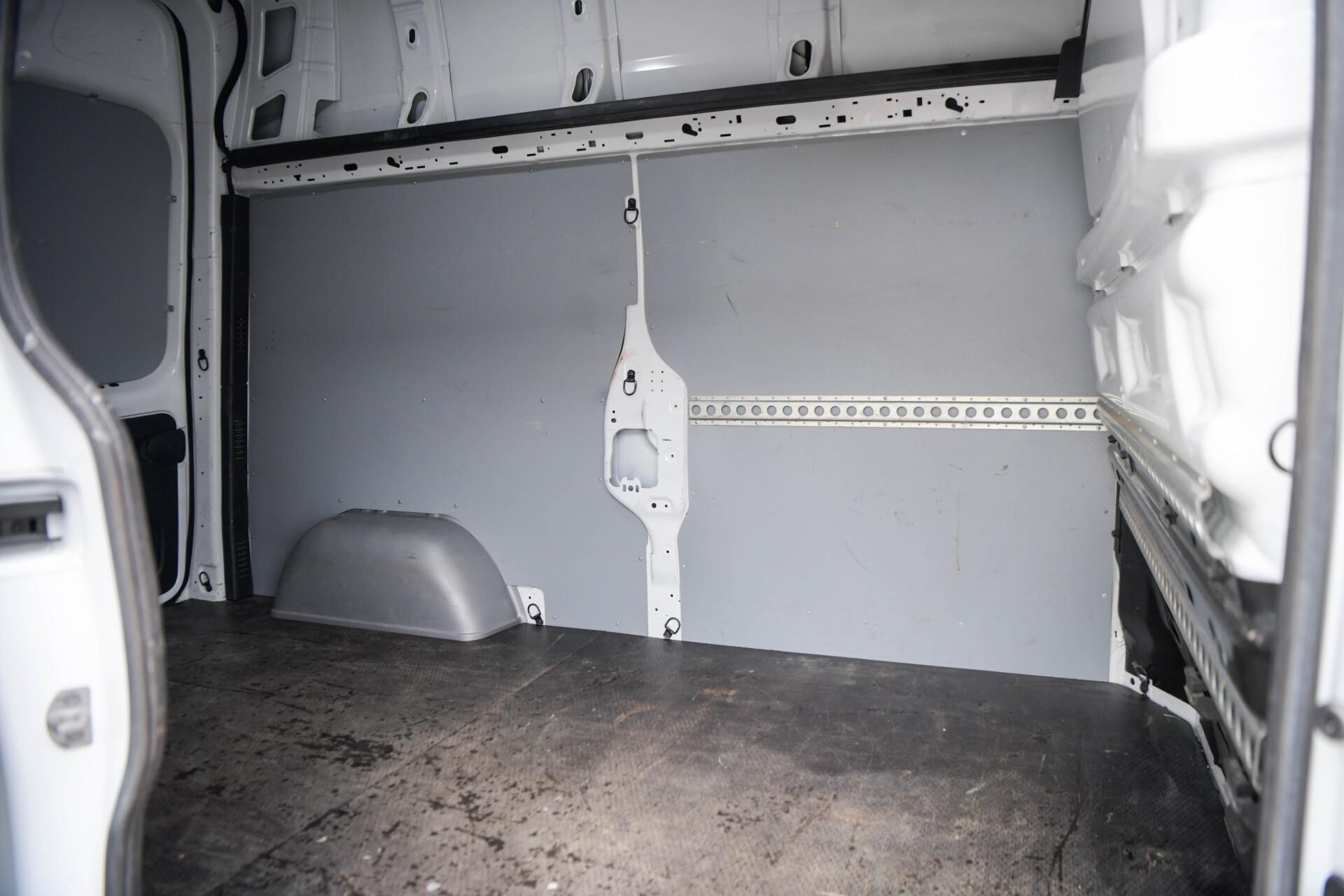 RENAULT Trafic 2019
