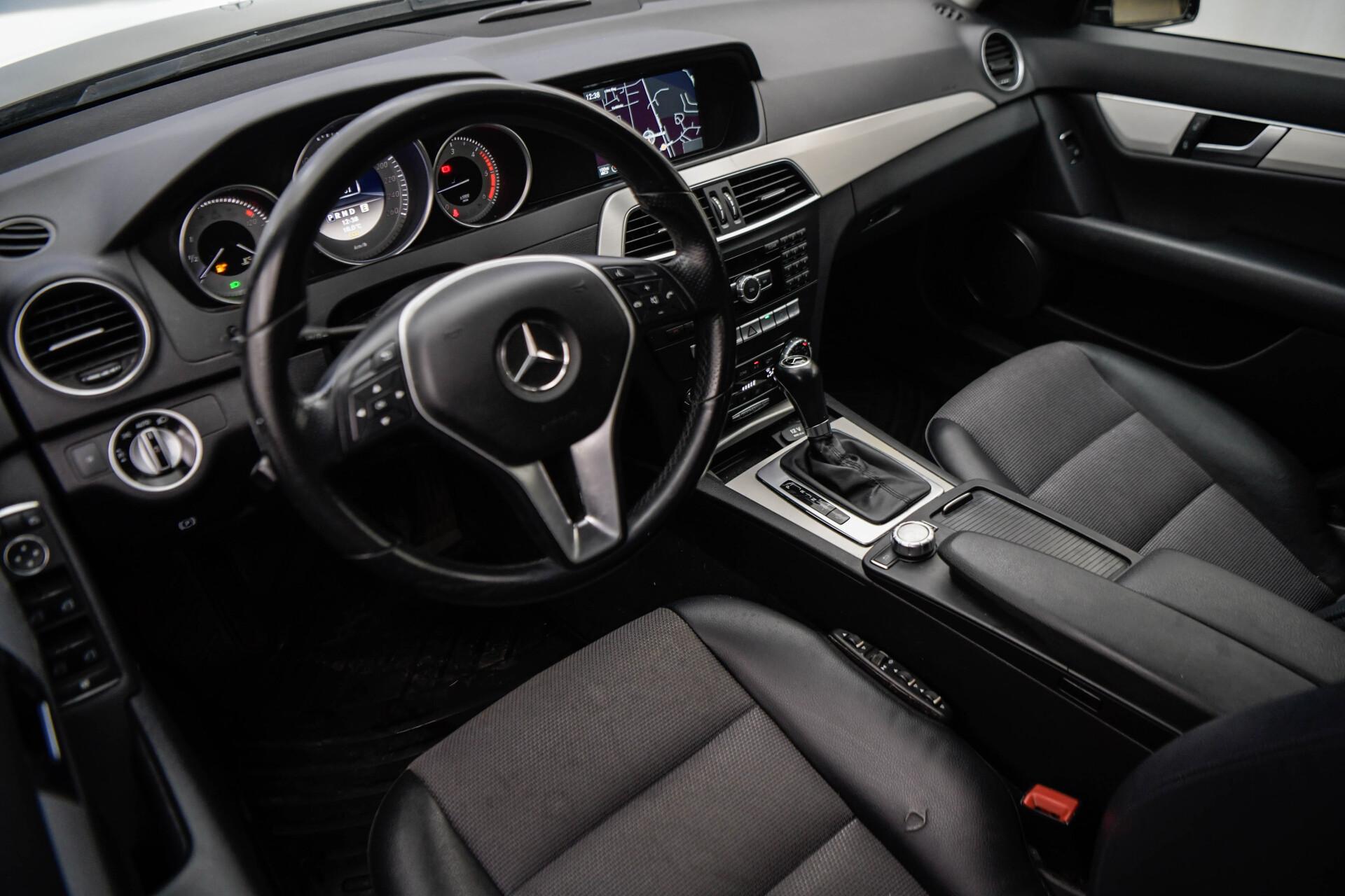MERCEDES-BENZ C 2012
