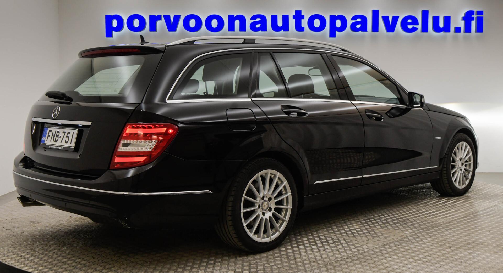 MERCEDES-BENZ C 2012