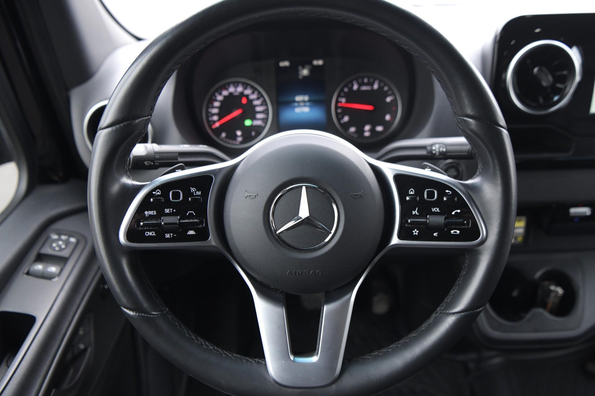 MERCEDES-BENZ Sprinter 2023