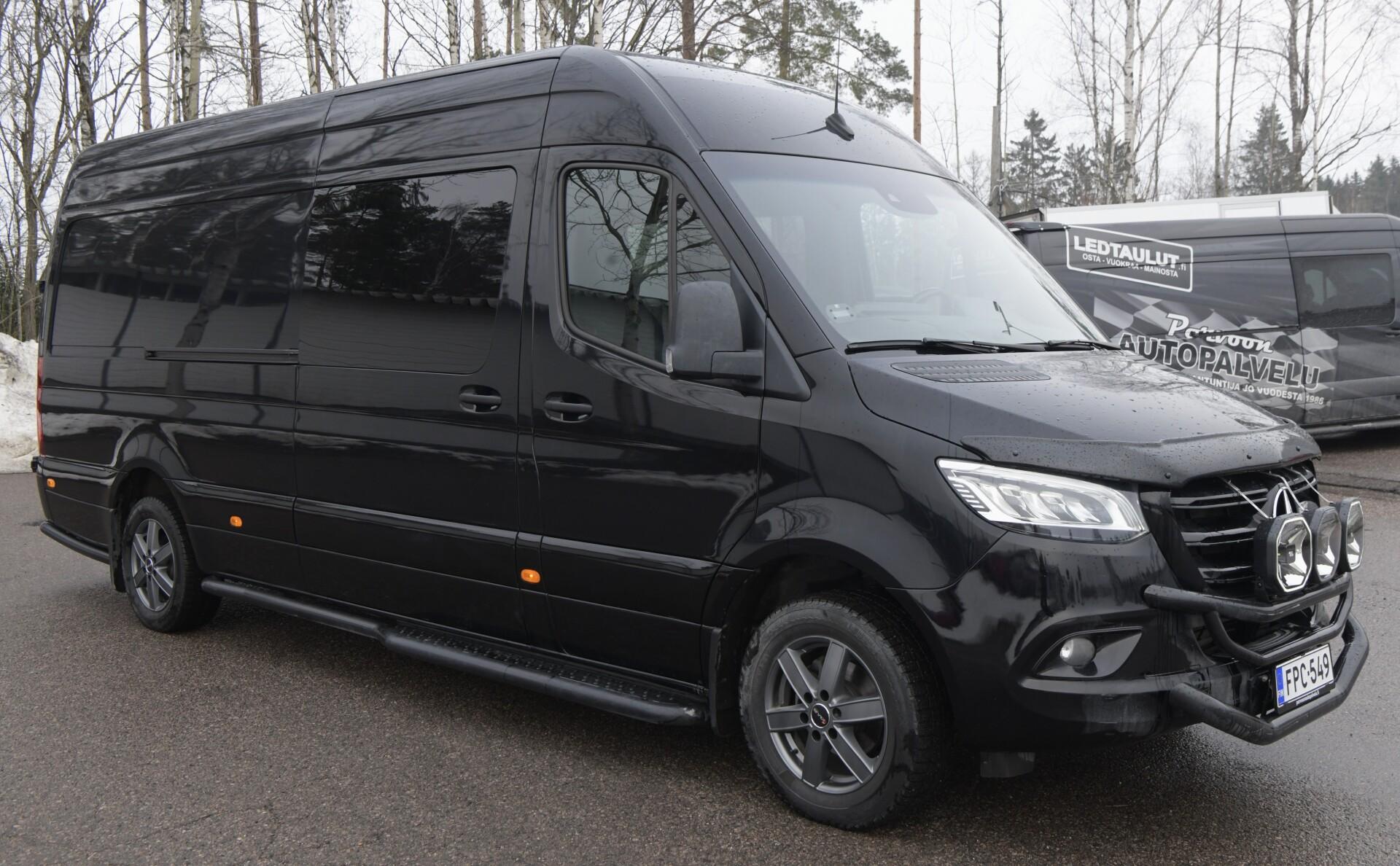 MERCEDES-BENZ Sprinter 2023