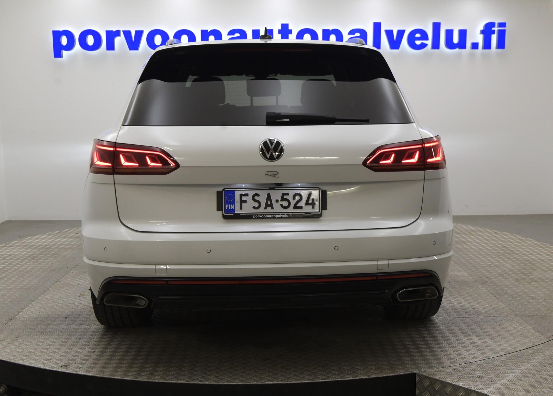 VOLKSWAGEN Touareg 2021