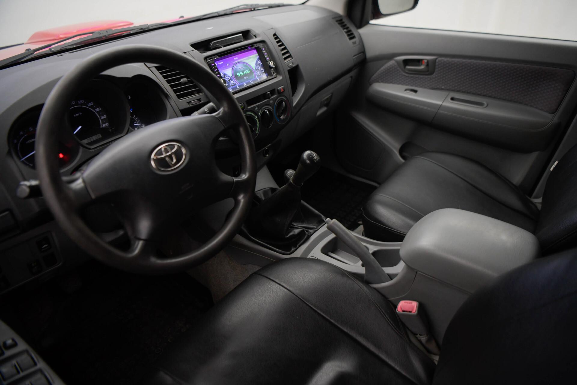 TOYOTA Hilux 2009