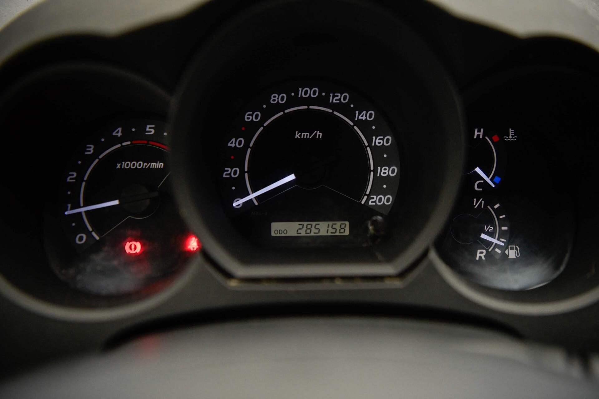 TOYOTA Hilux 2009