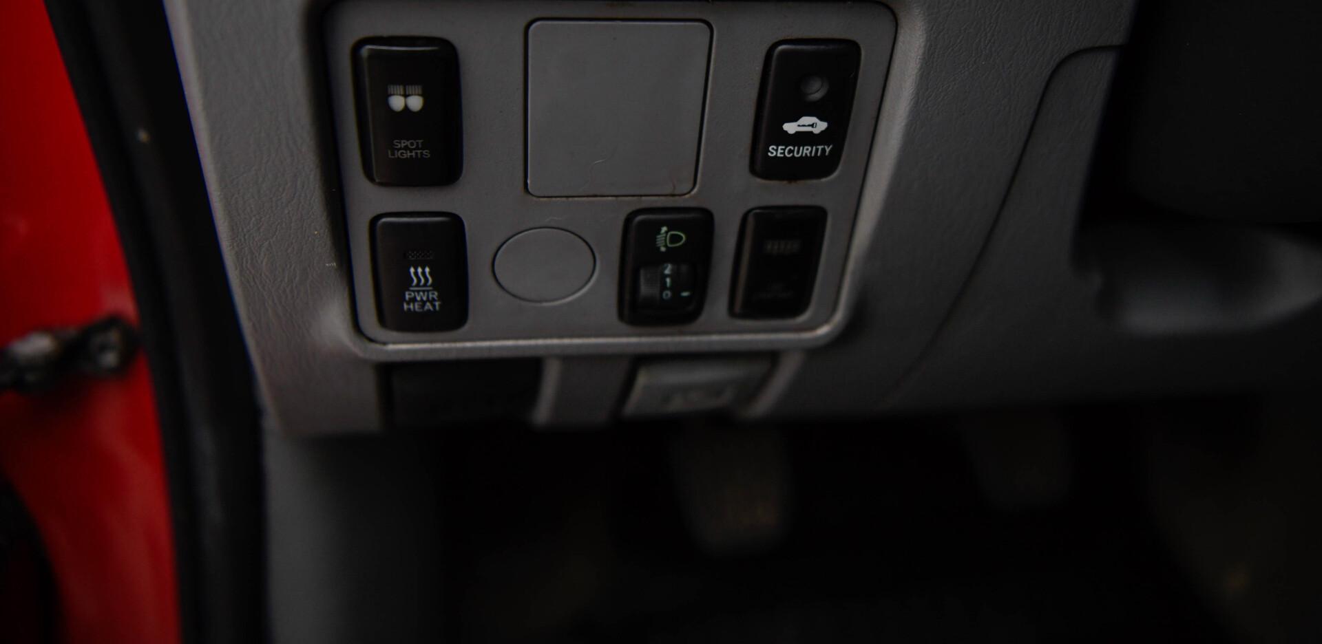 TOYOTA Hilux 2009