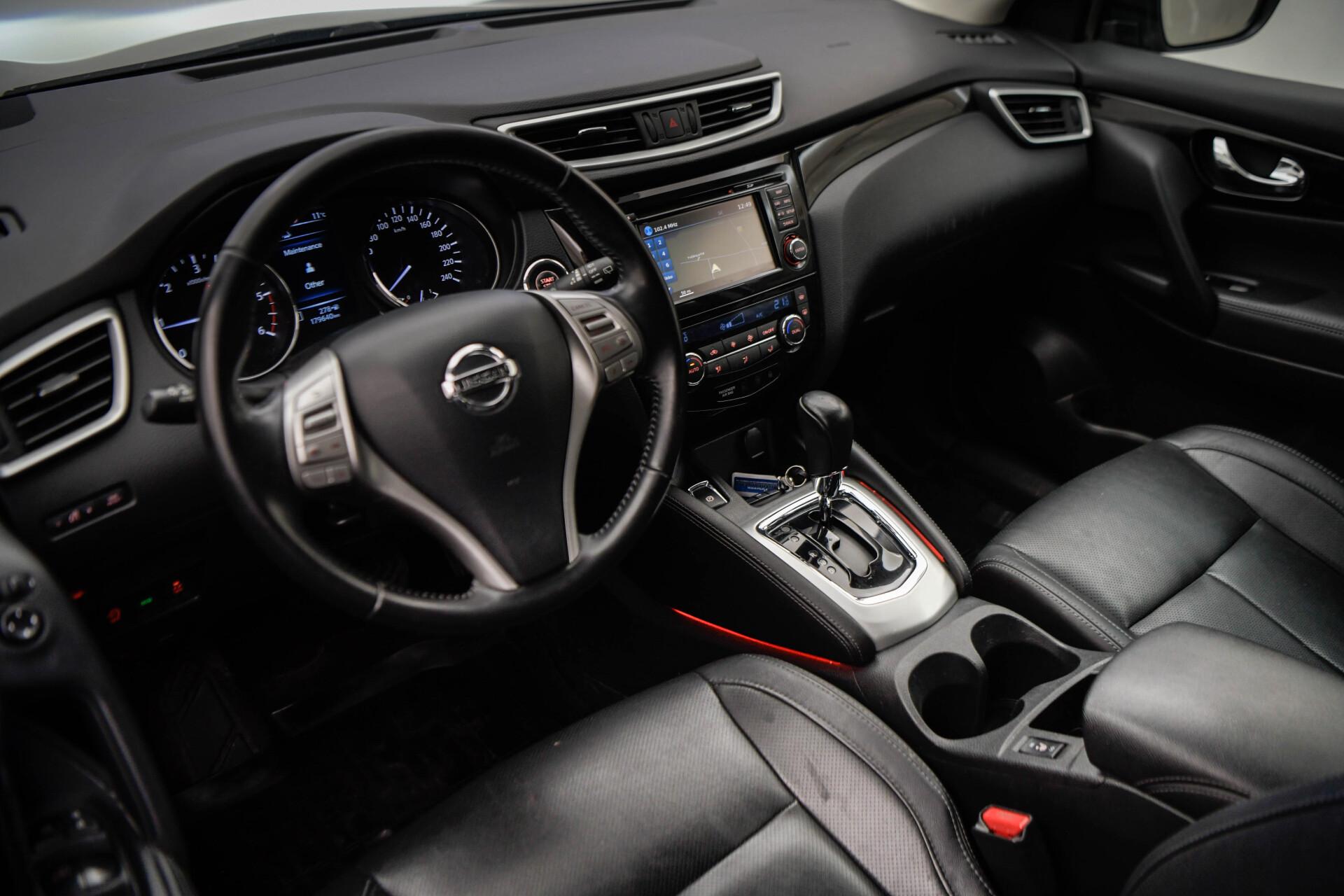 NISSAN Qashqai 2016