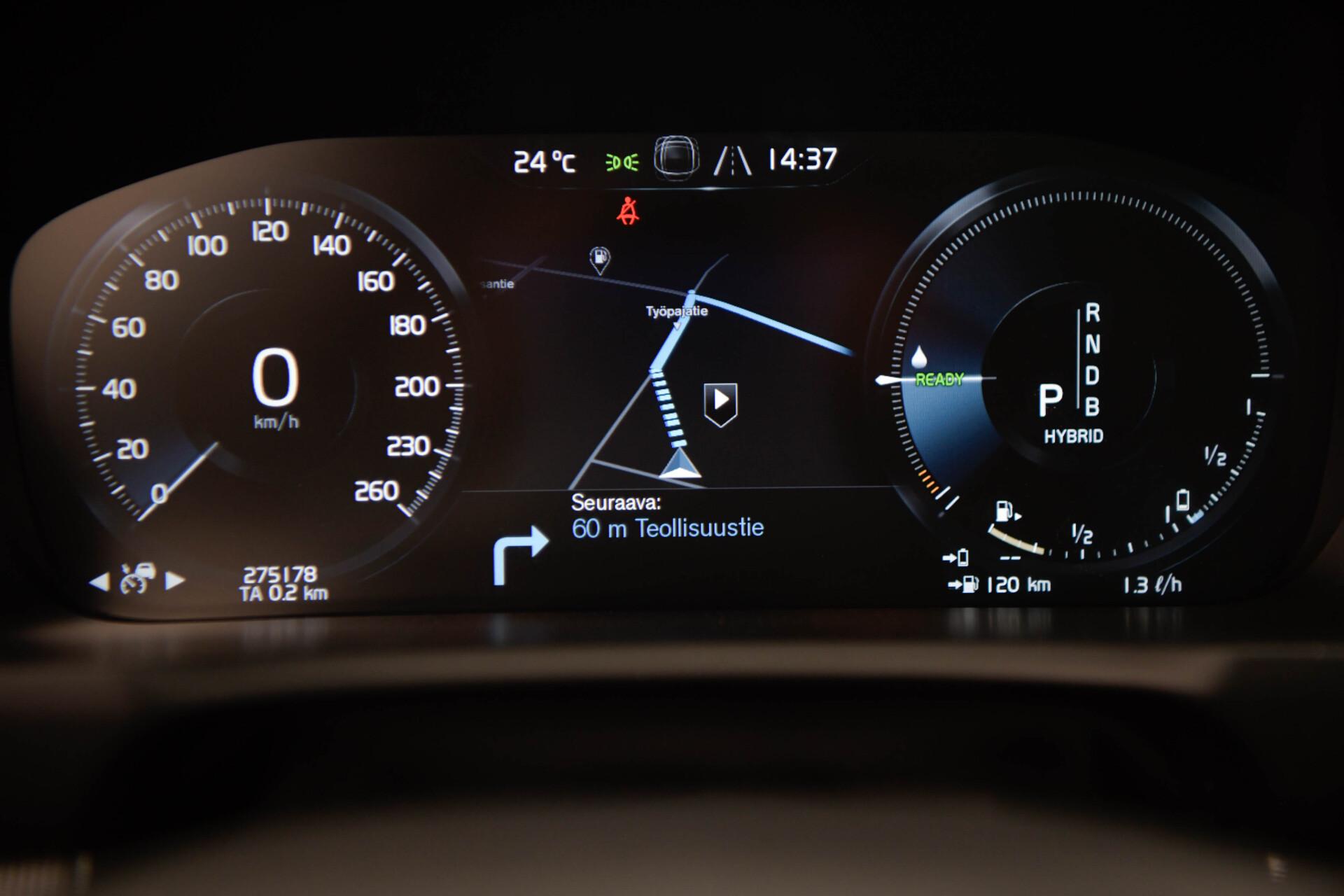 VOLVO XC90 2015