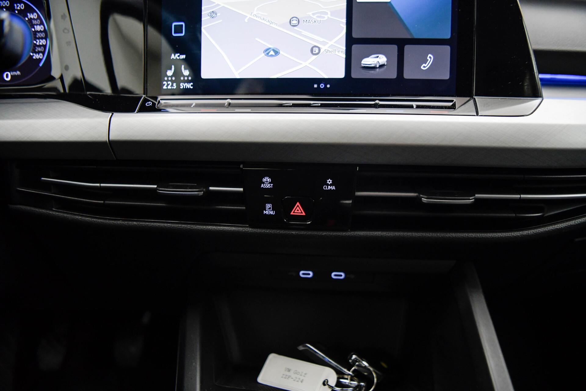 VOLKSWAGEN Golf 2021