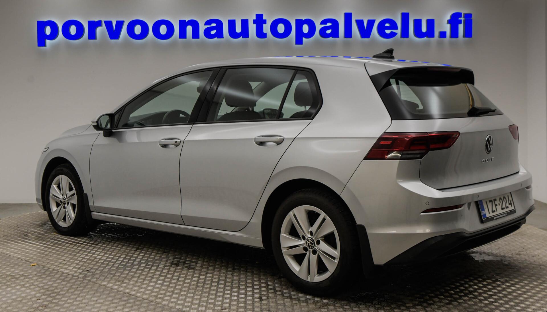 VOLKSWAGEN Golf 2021